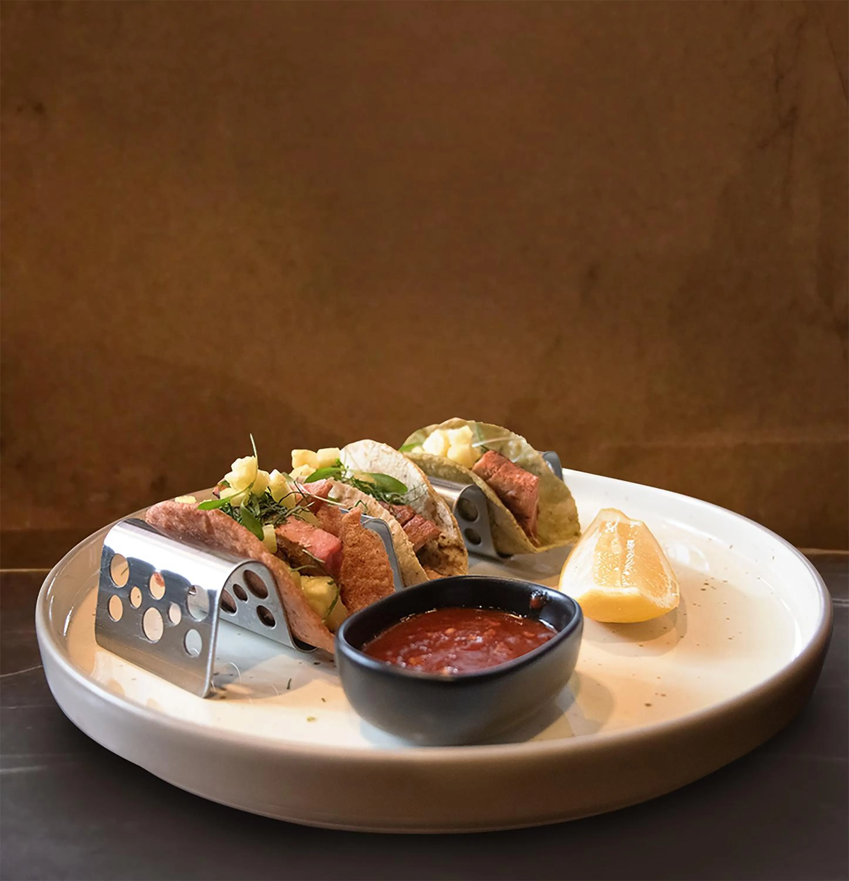 Restaurant/places to eat in St Isidro Suites Corporate Housing SPA & Wellness Center