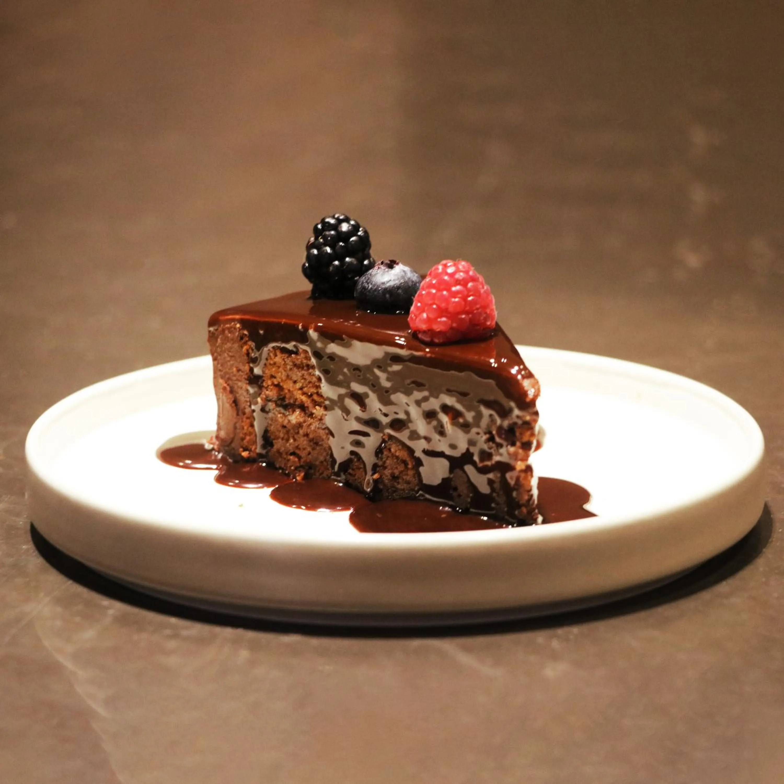 Restaurant/places to eat in St Isidro Suites Corporate Housing SPA & Wellness Center