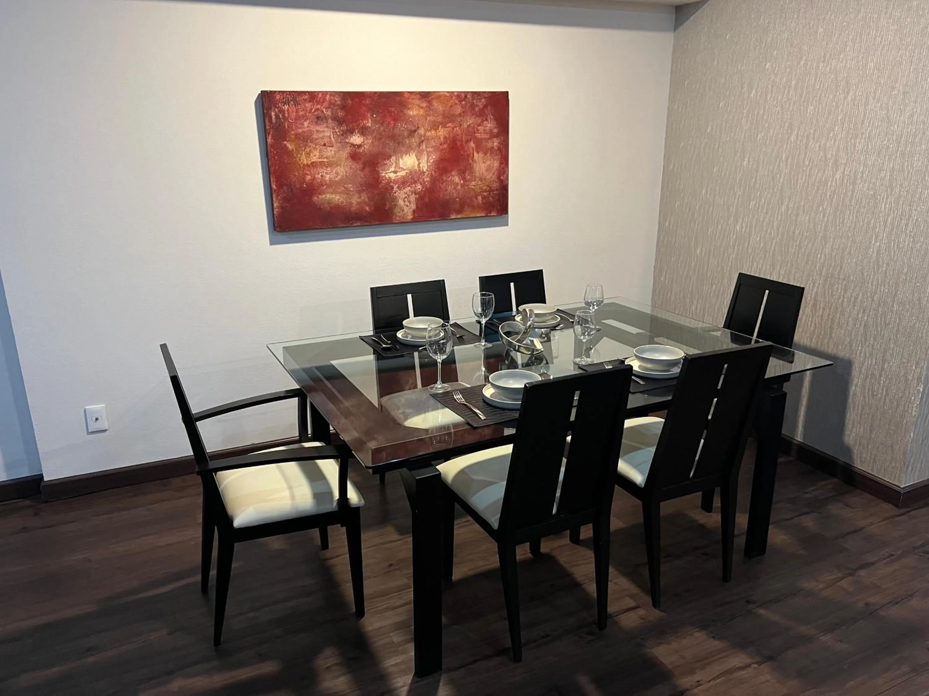 Dining area in St Isidro Suites Corporate Housing SPA & Wellness Center