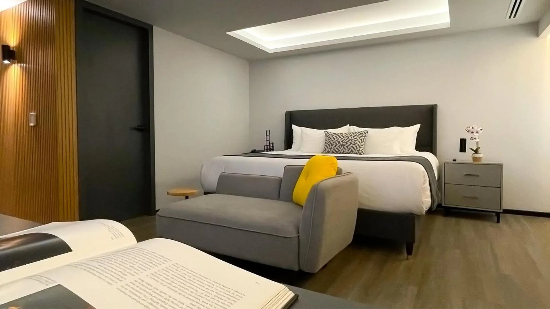 Bed in St Isidro Suites Corporate Housing SPA & Wellness Center