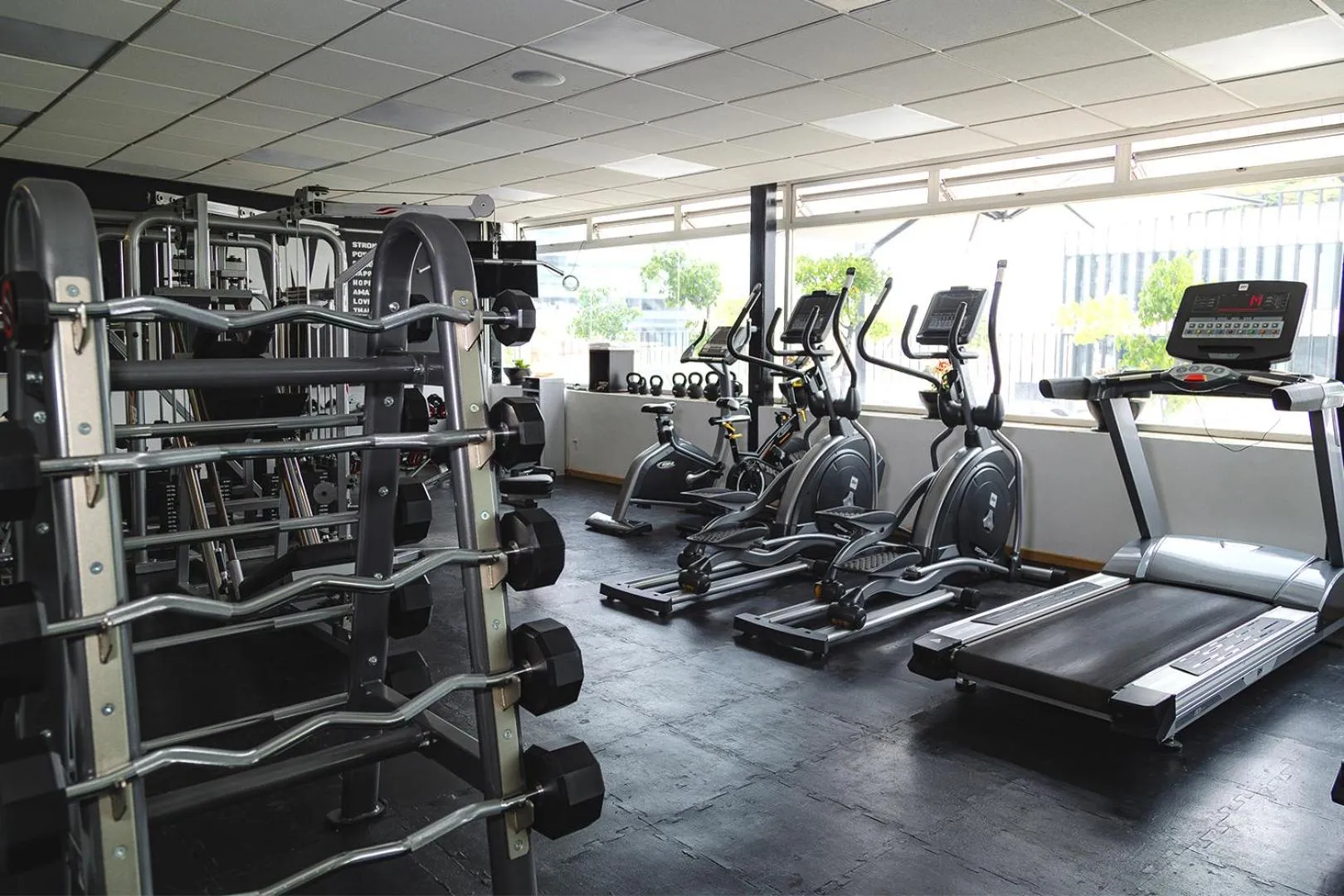 Fitness centre/facilities in St Isidro Suites Corporate Housing SPA & Wellness Center