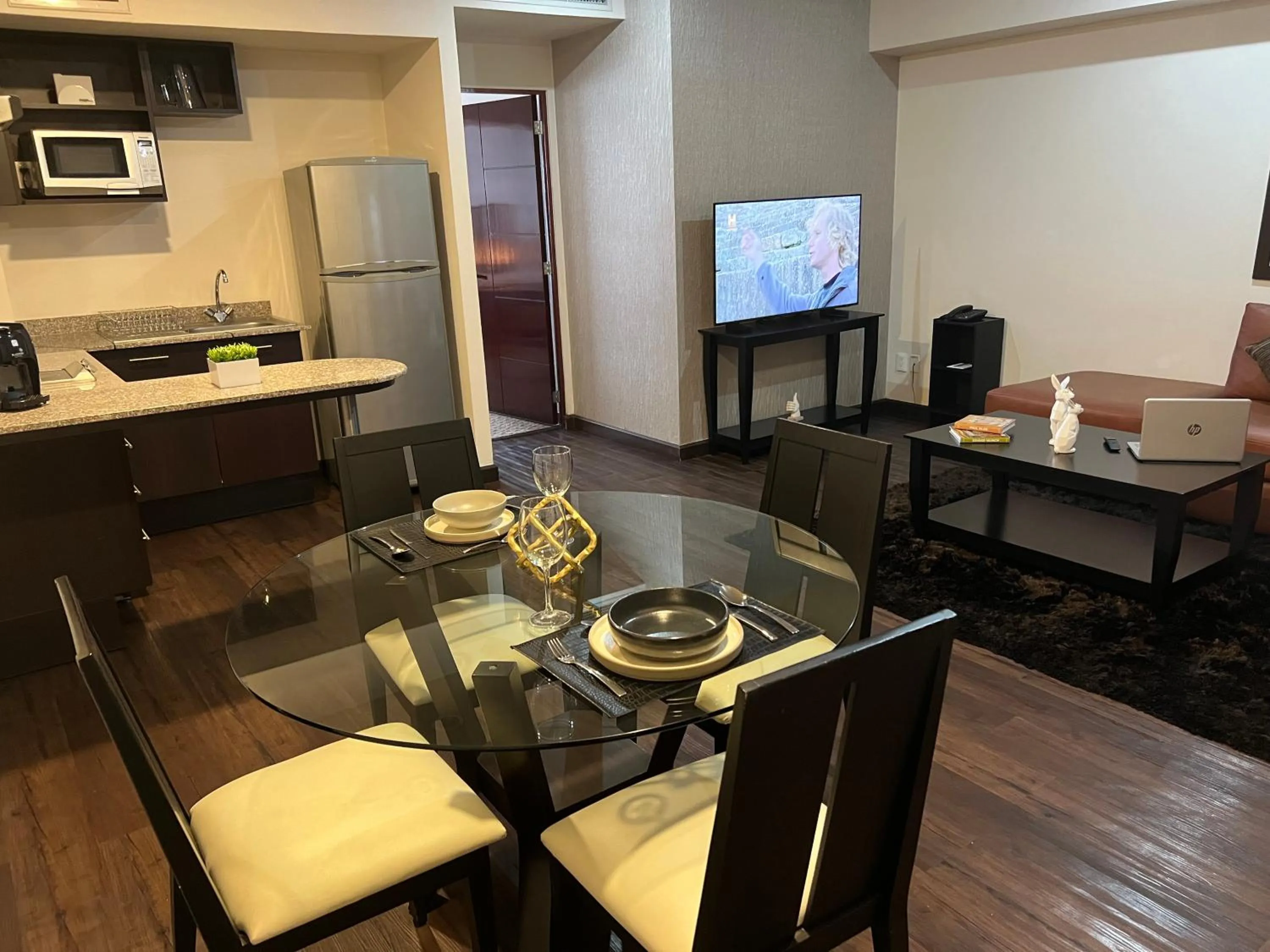 Kitchen or kitchenette in St Isidro Suites Corporate Housing SPA & Wellness Center