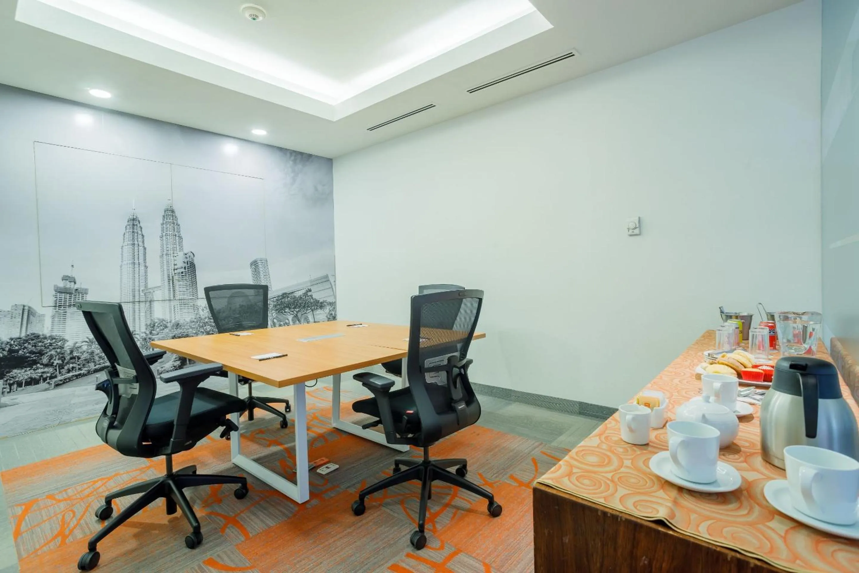 Business facilities in Real Inn Ciudad Juarez by the USA Consulate