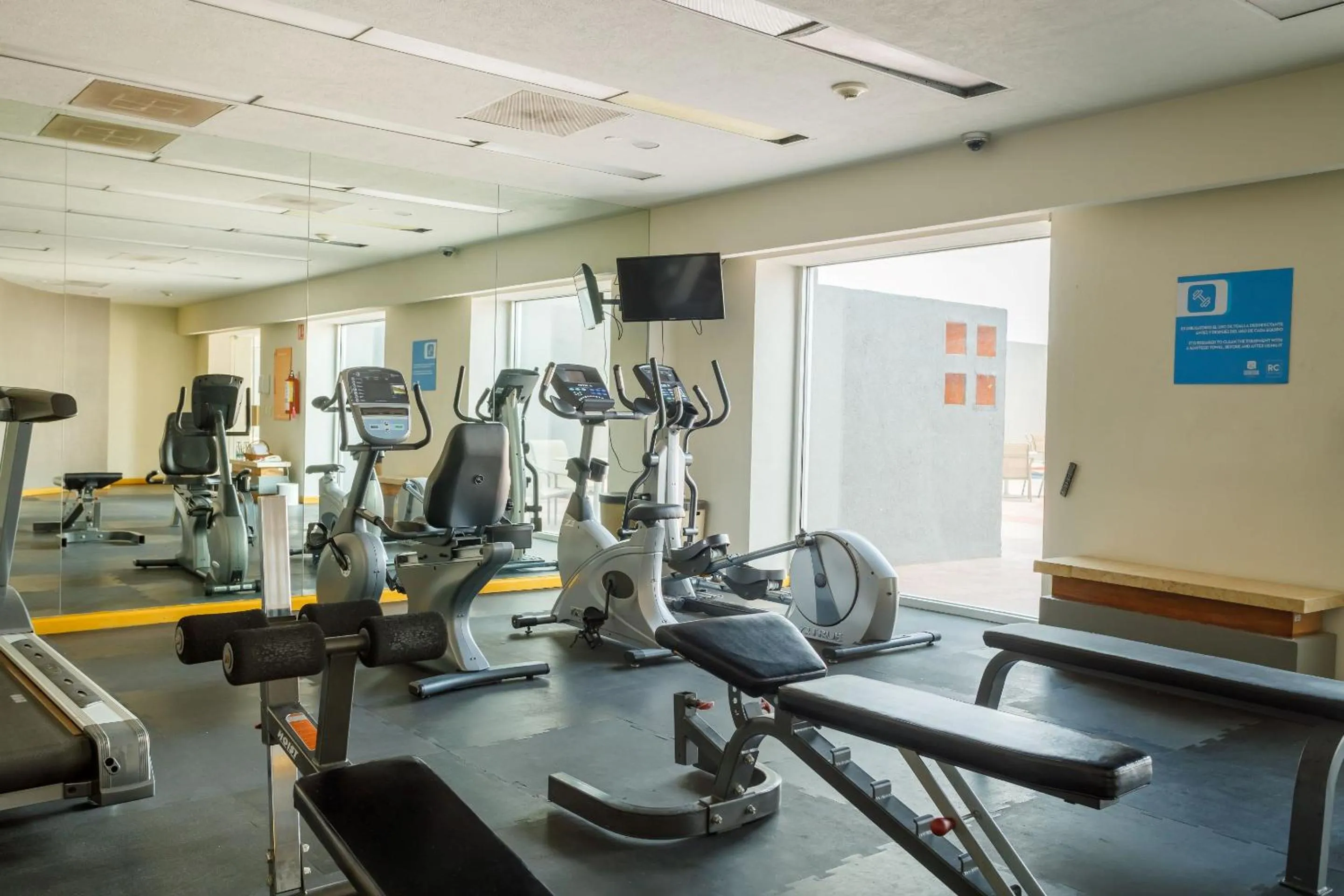 Fitness centre/facilities in Real Inn Ciudad Juarez by the USA Consulate