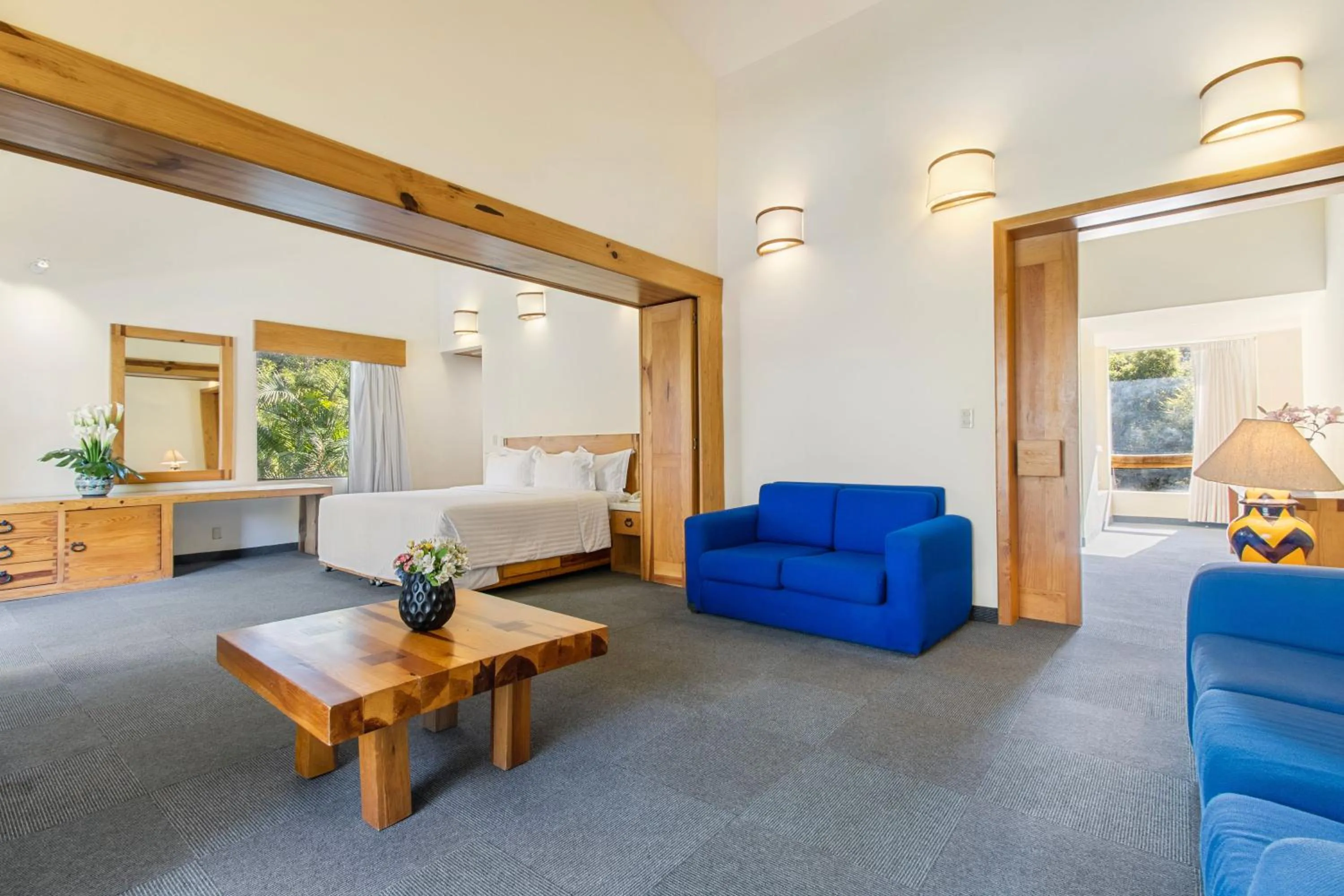 Bed in Hotel Rancho San Diego Grand Spa Resort