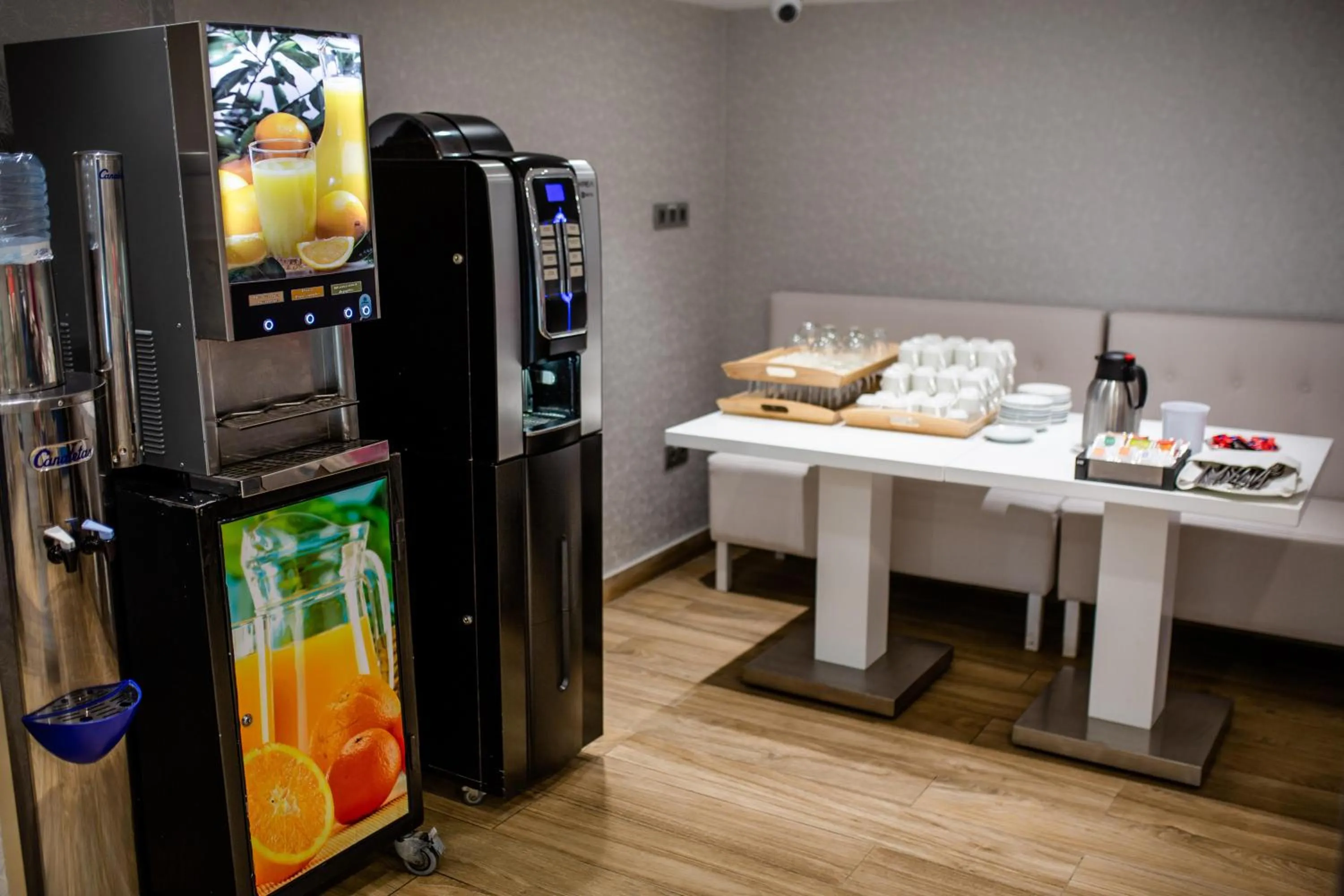 Restaurant/places to eat in IG Nachosol Atlantic & Yaizasol by Servatur - Adults Only