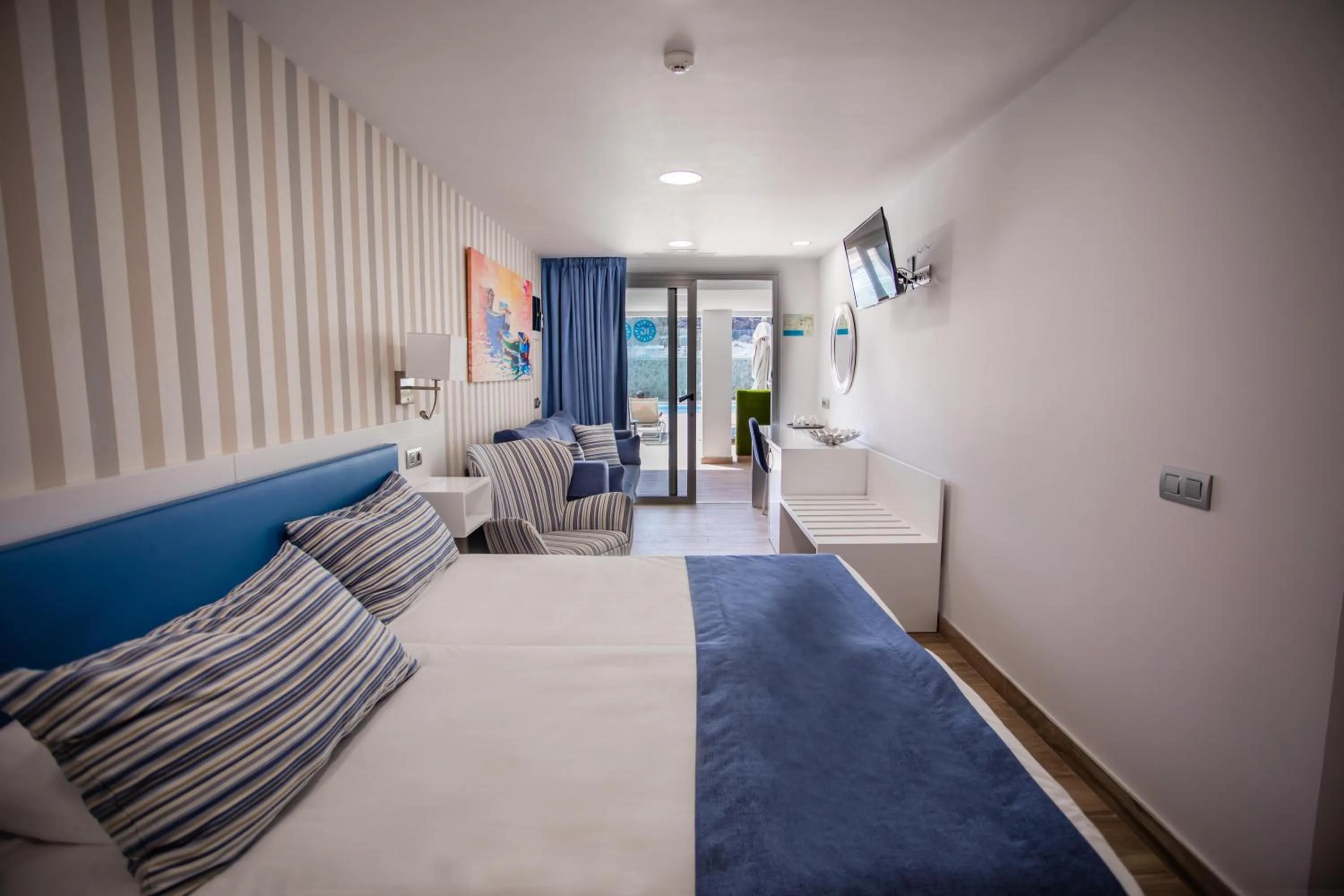 Photo of the whole room, Bed in IG Nachosol Atlantic & Yaizasol by Servatur - Adults Only