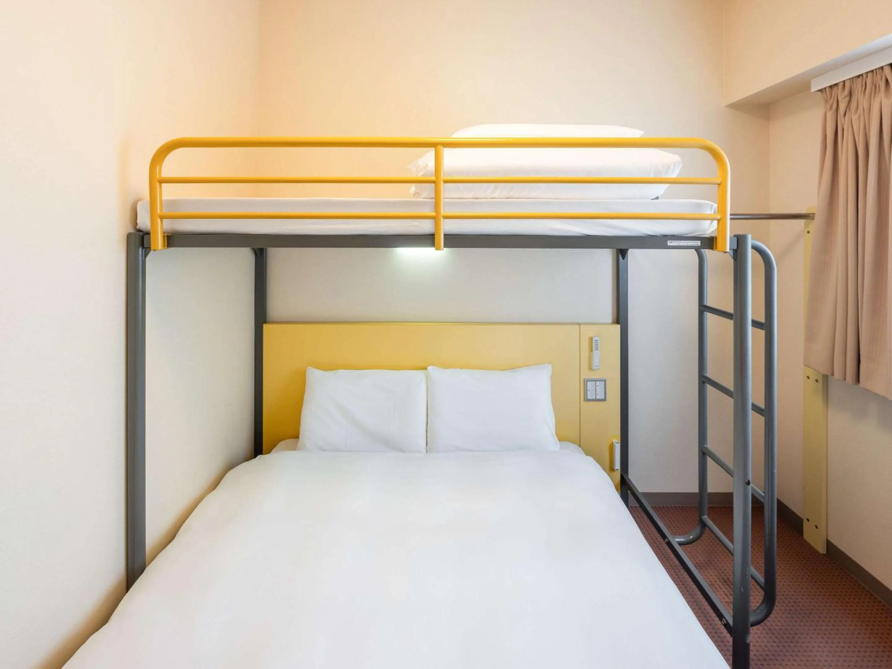 Queen Room with a Loft Bed - Non Smoking in Comfort Inn Toyokawa Inter