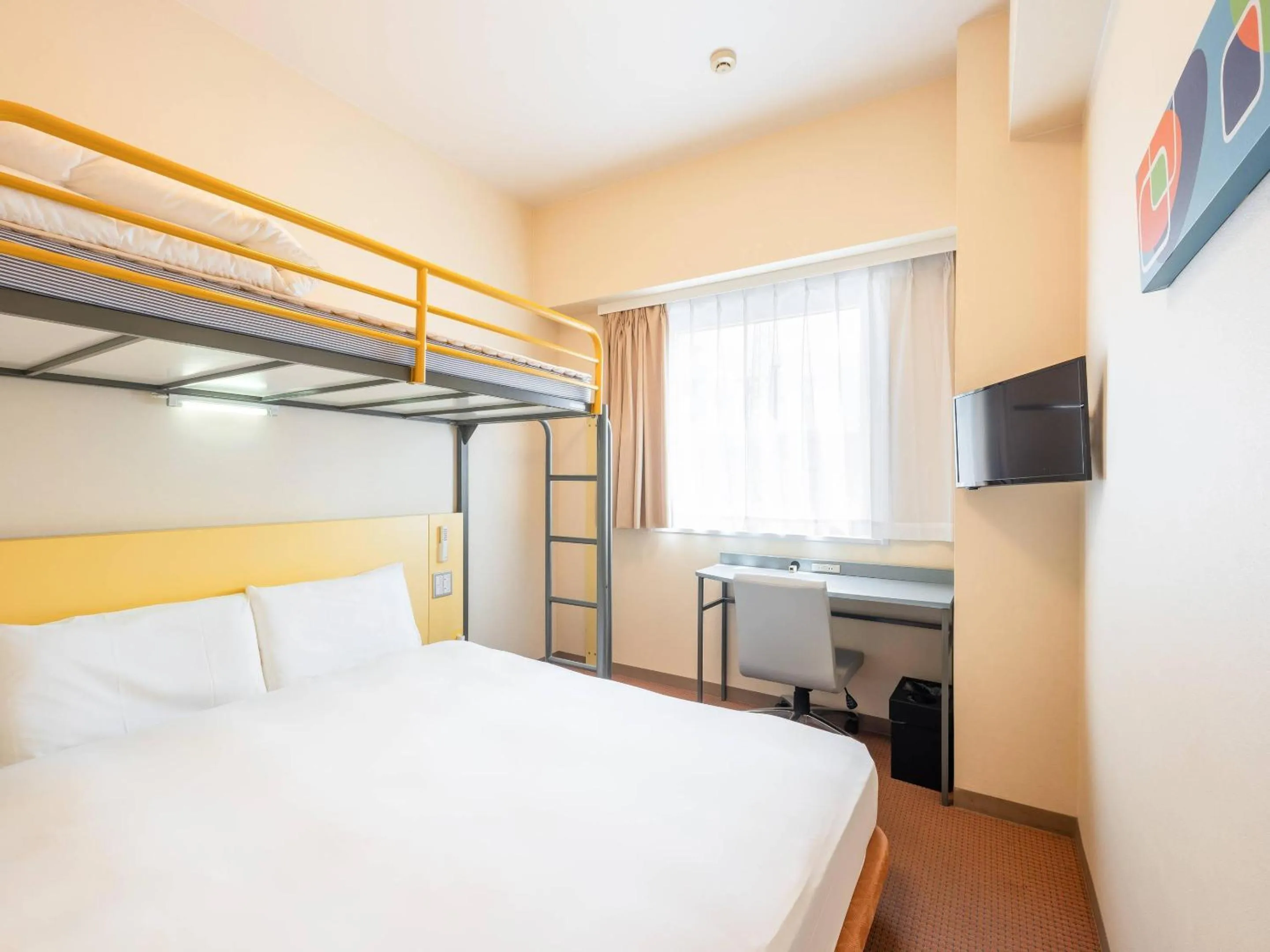 Bedroom, Bed in Comfort Inn Toyokawa Inter