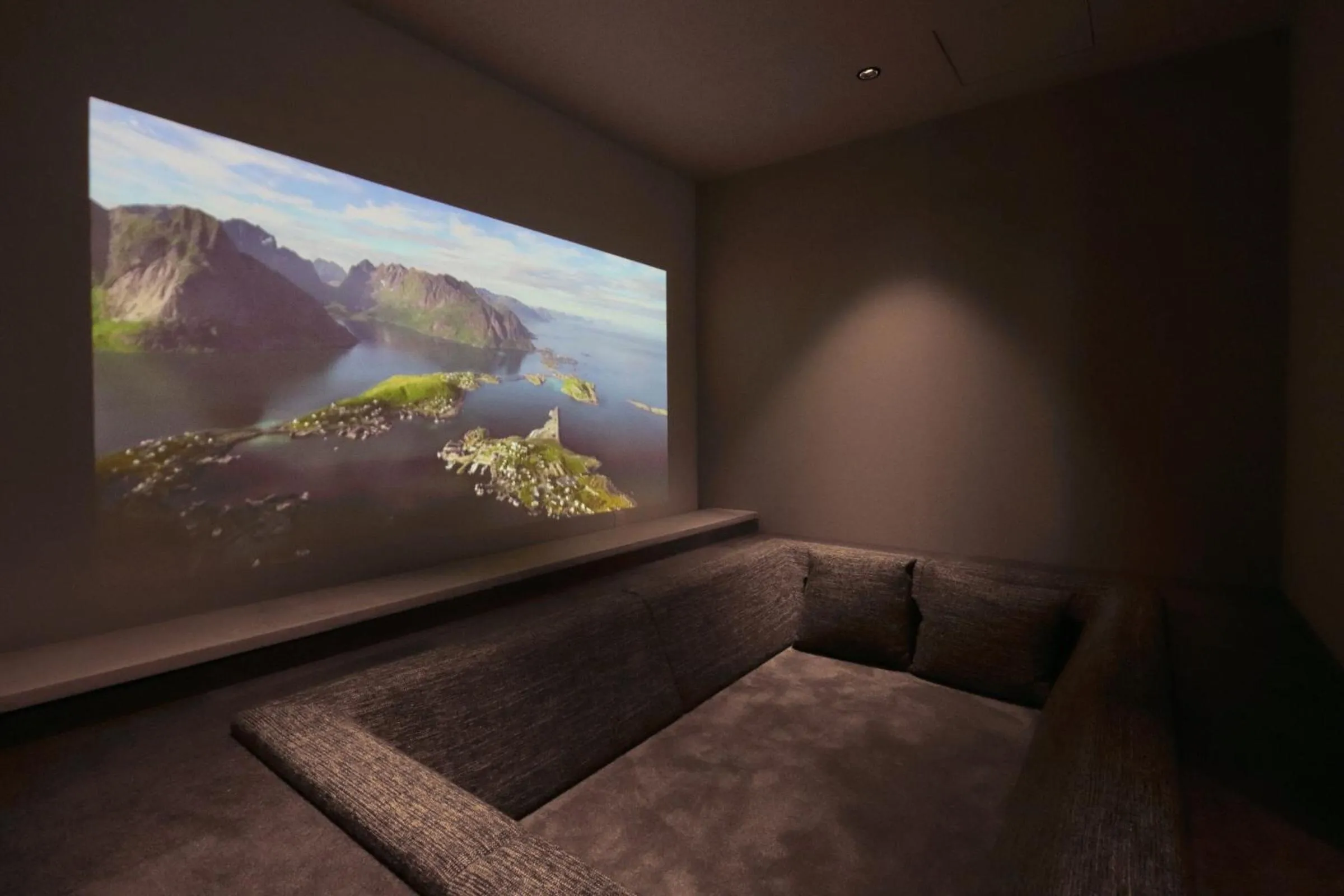 TV and multimedia in Ame no Hi to Yuyake-Adult Only