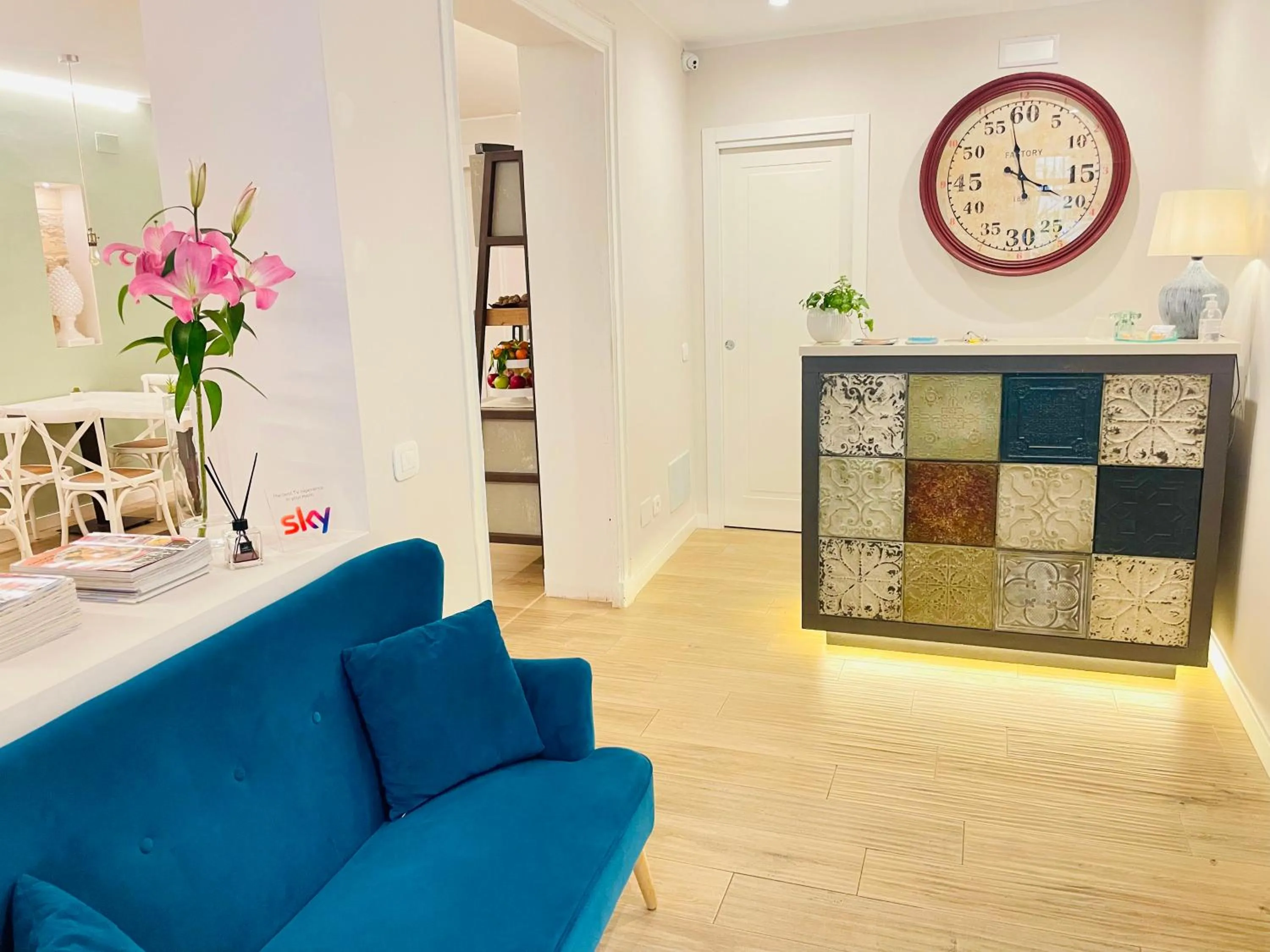 Lobby or reception in Bellaroto Suite & SPA