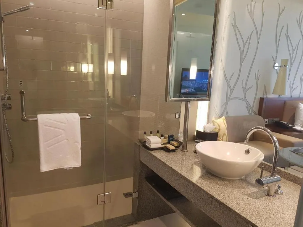 Bathroom in Taj Yeshwantpur Bengaluru