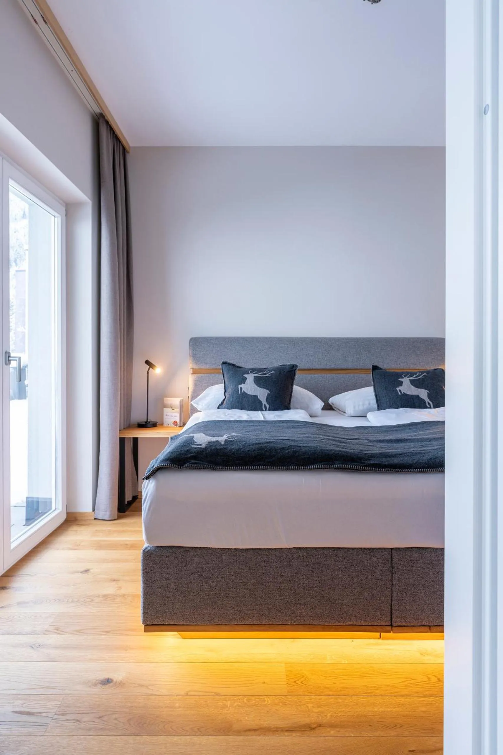 Bed in Hotel Residenz Hochalm - SKI IN -SKI OUT