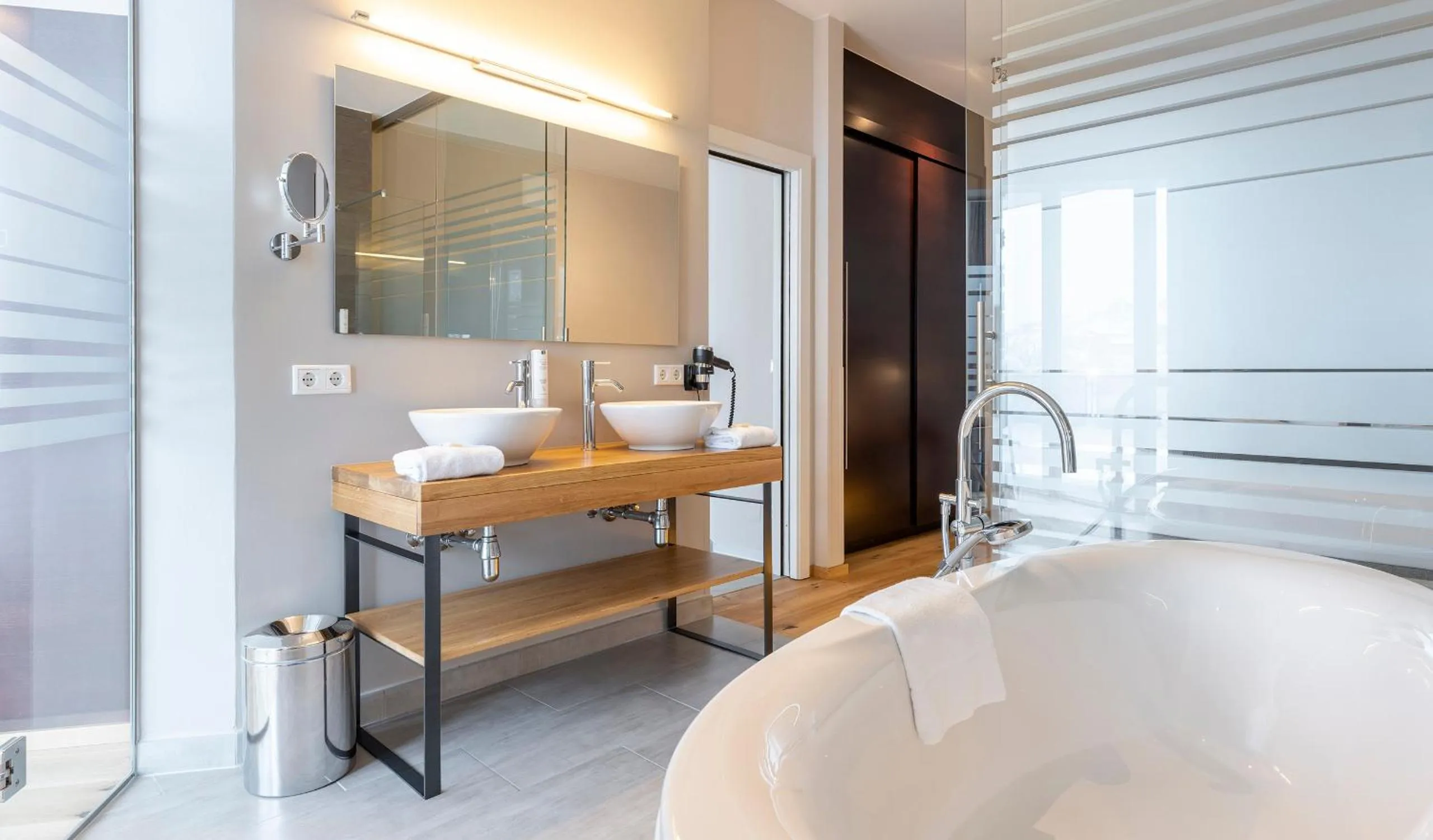 Bed in Hotel Residenz Hochalm - SKI IN -SKI OUT