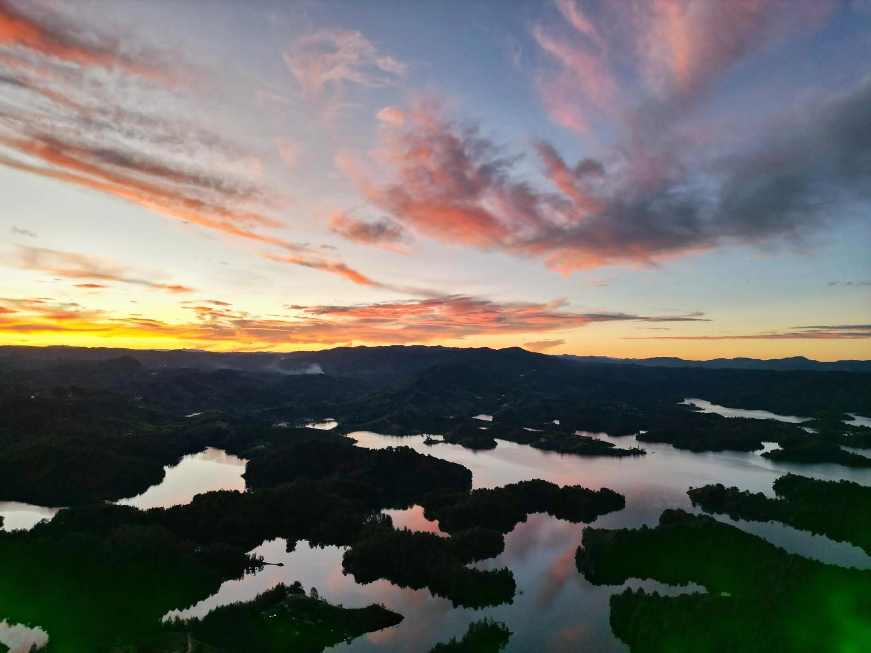 Aqua park in Levit Glamping - Hotel Guatapé Peñol