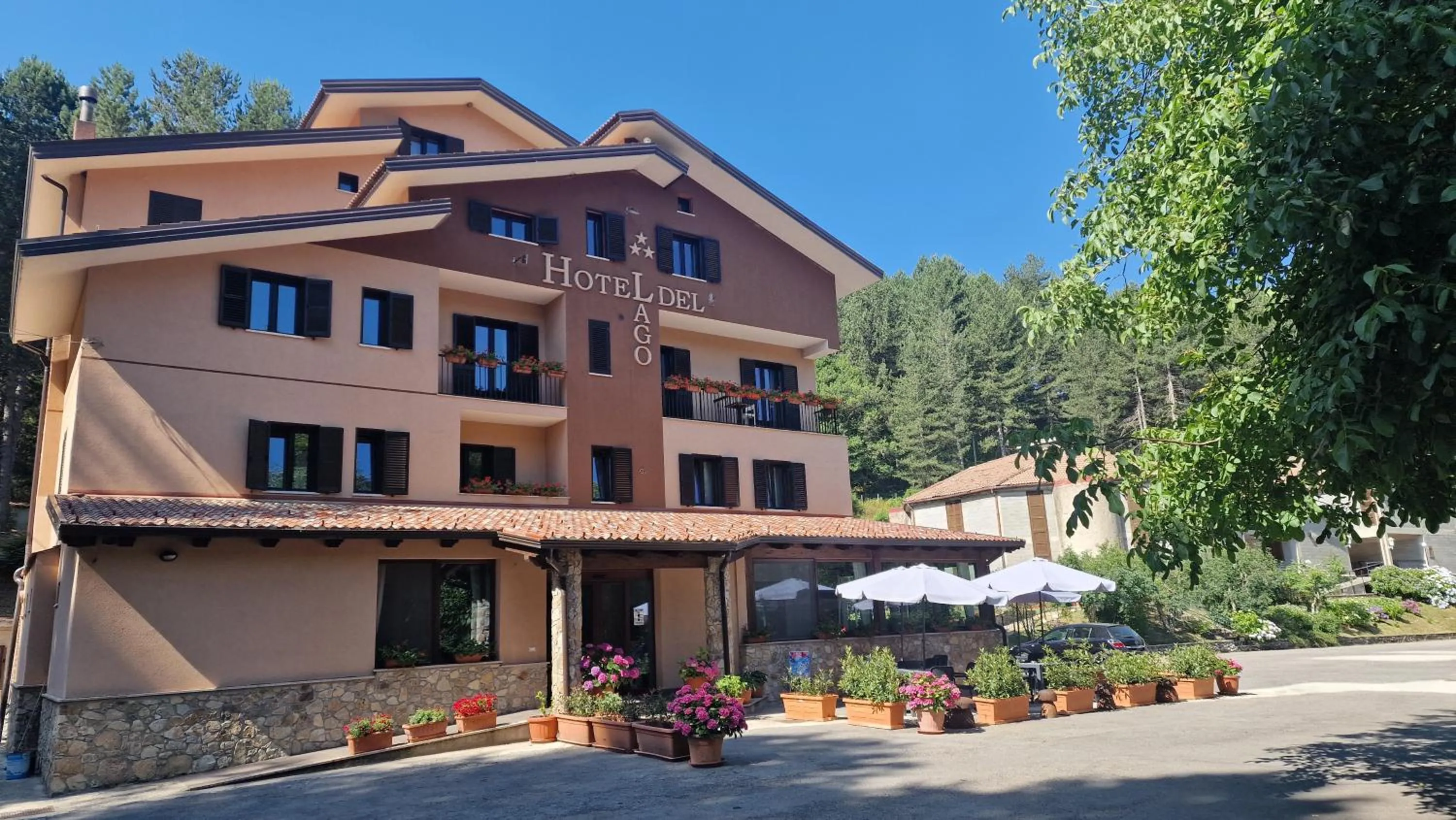 Property building in Hotel del Lago Ampollino