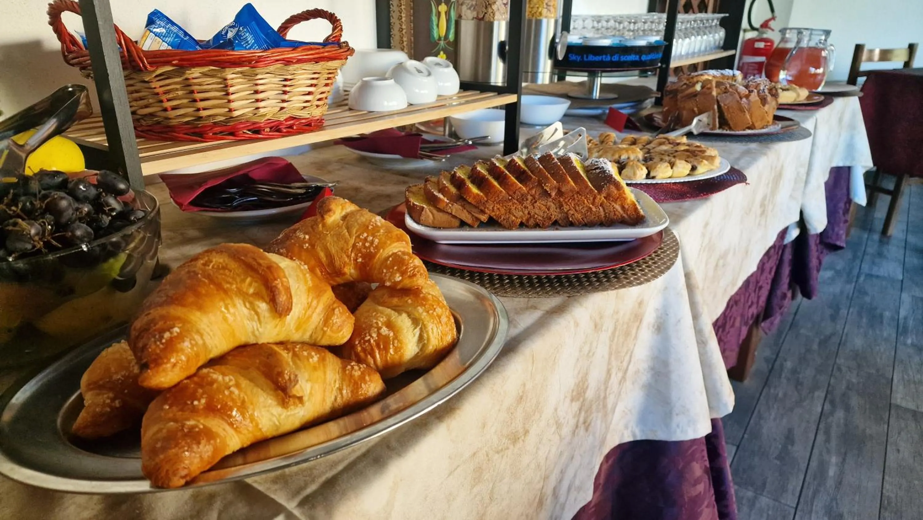 Breakfast in Hotel del Lago Ampollino