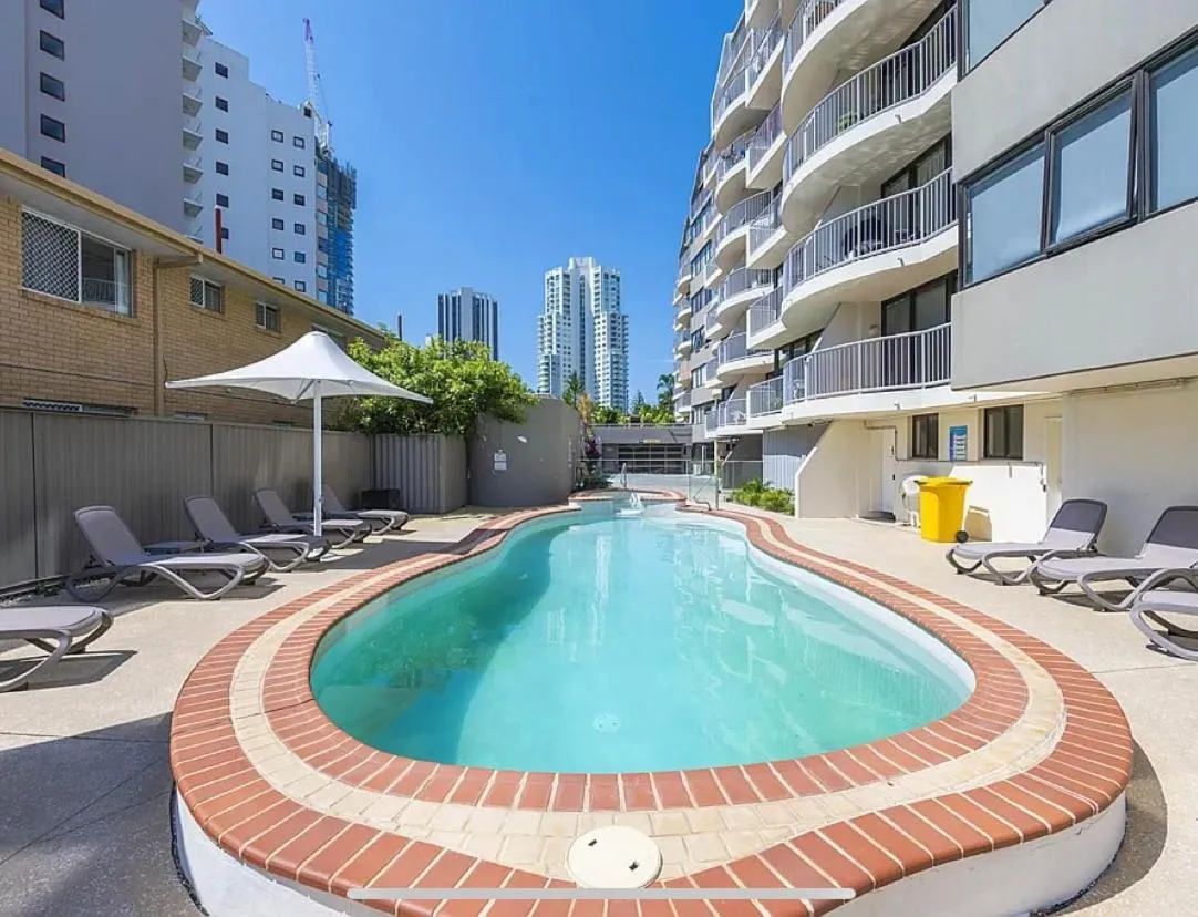 Broadbeach Travel Inn Apartments