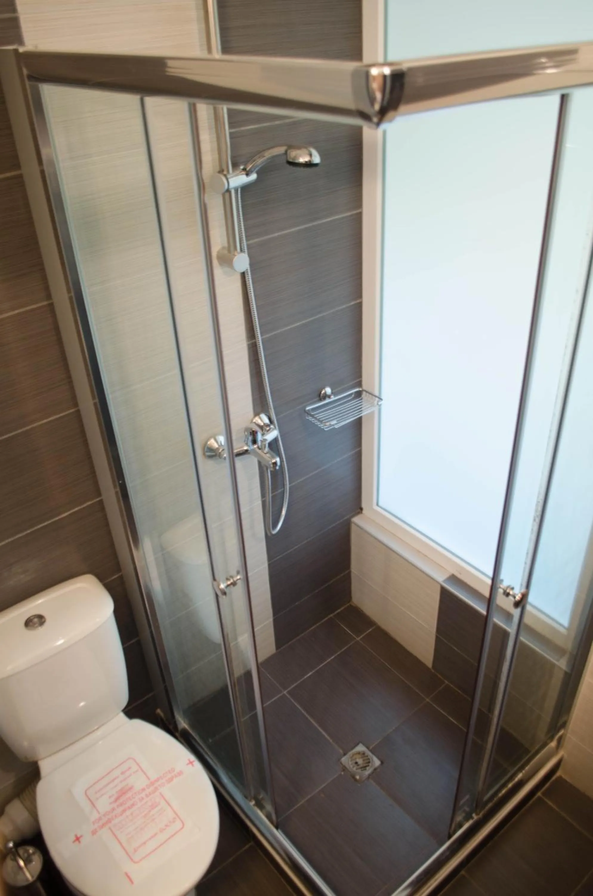 Toilet in Flagman Hotel