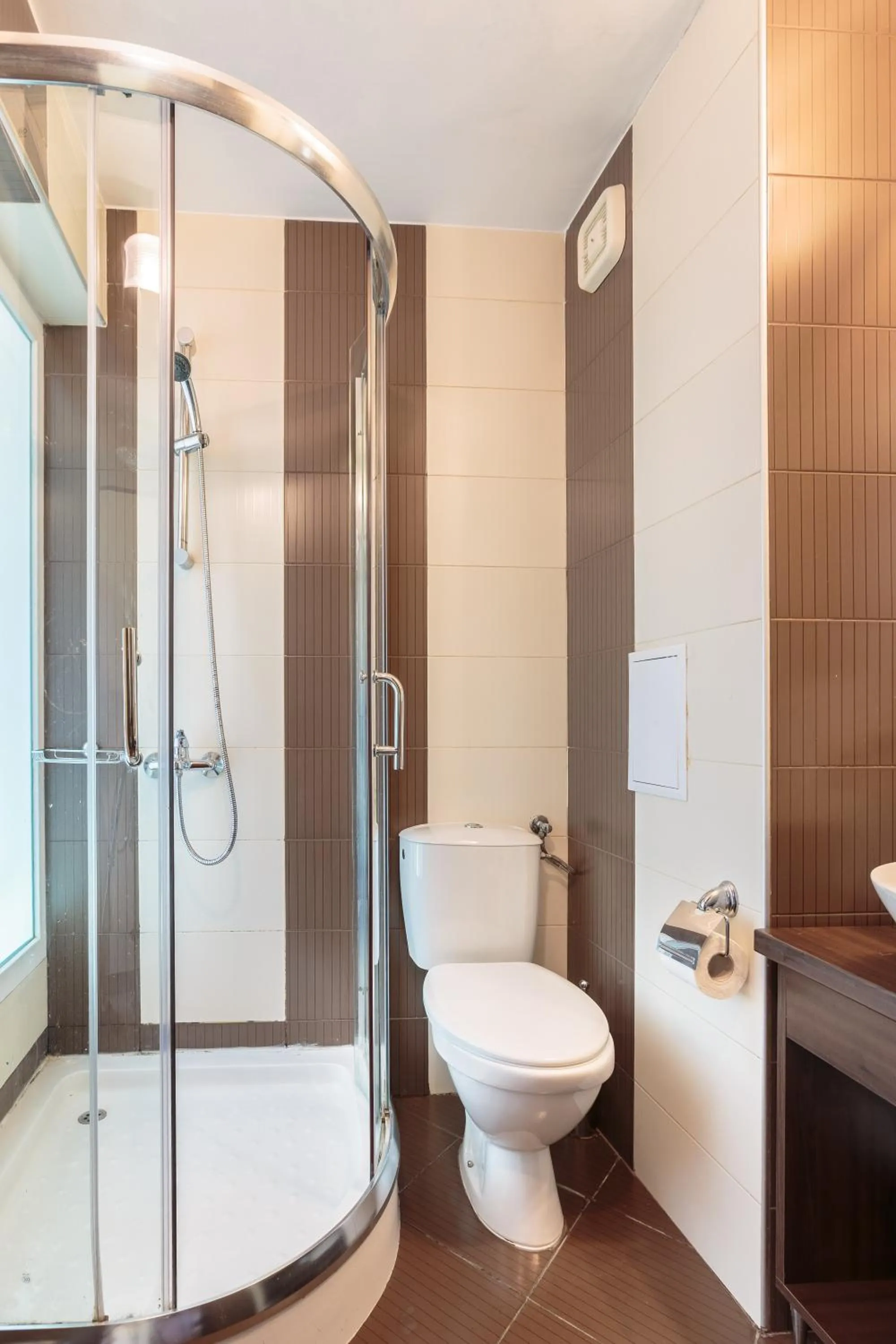 Bathroom in Flagman Hotel