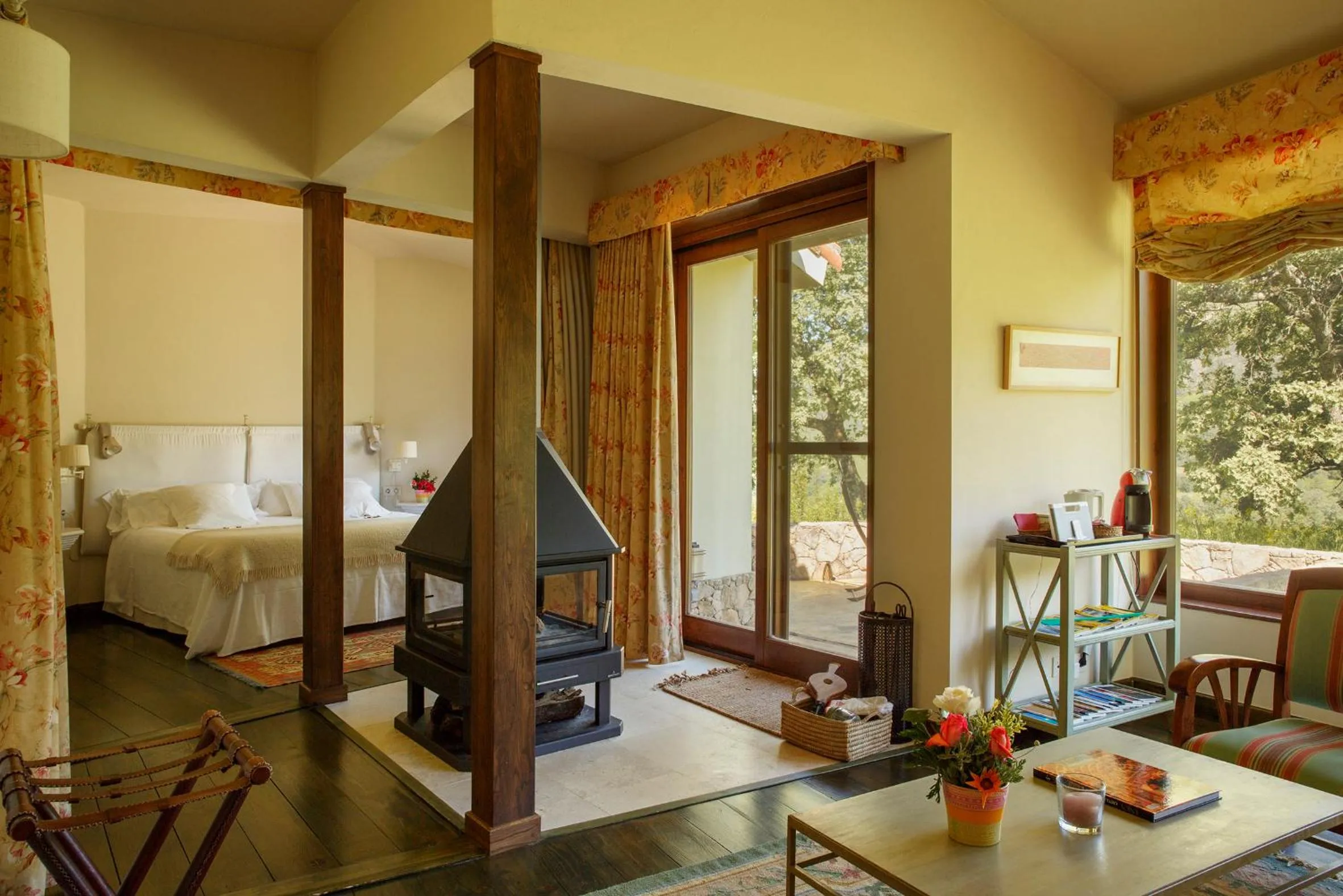 Photo of the whole room, Bed in Hotel Nabia