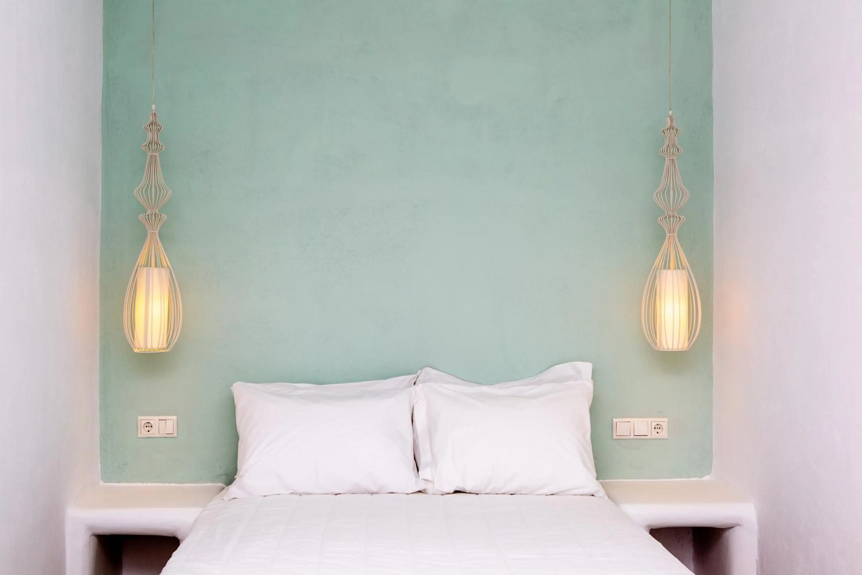 Bedroom, Bed in Apricot and Sea Luxury Villas