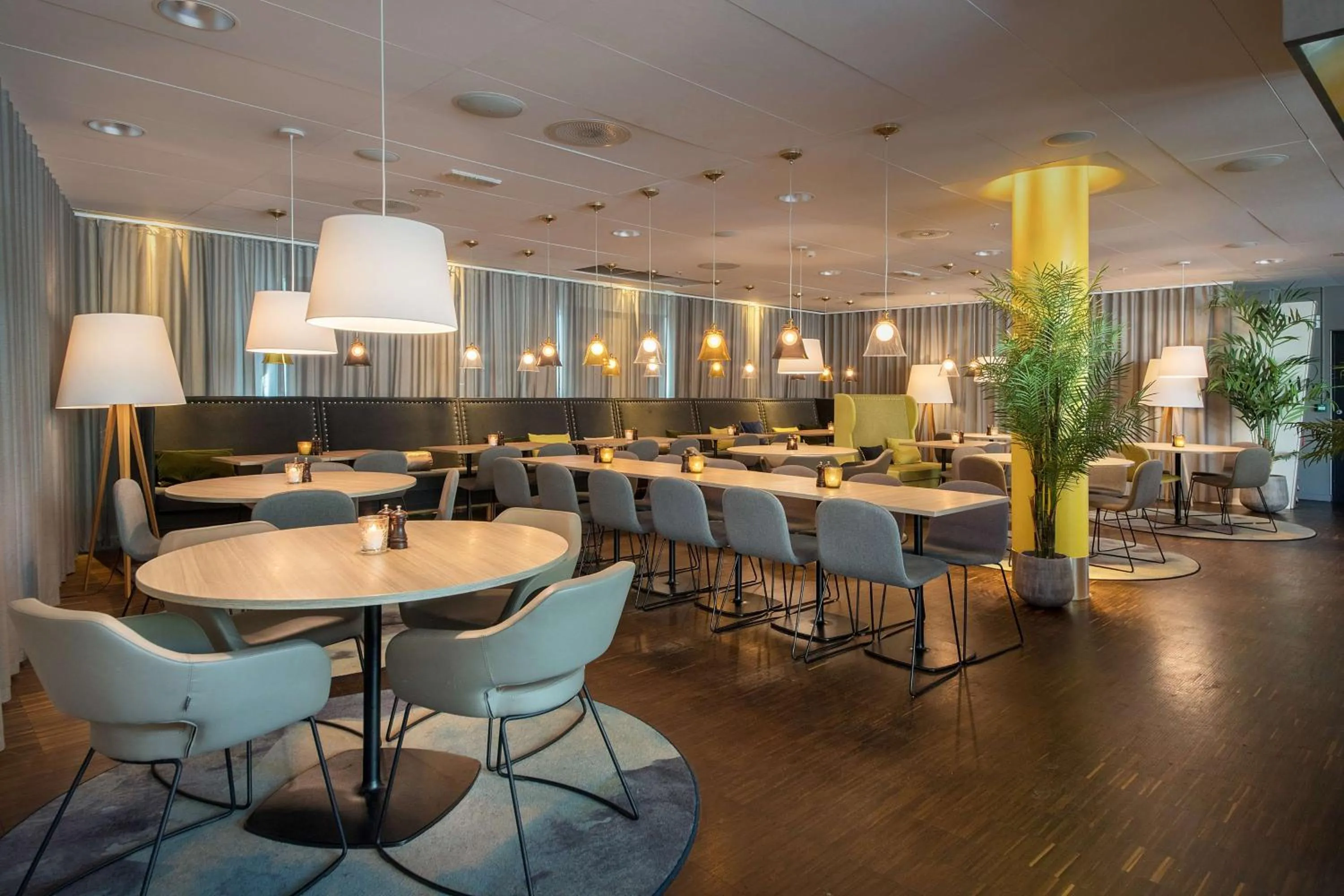 Restaurant/places to eat in Scandic Stavanger Forus