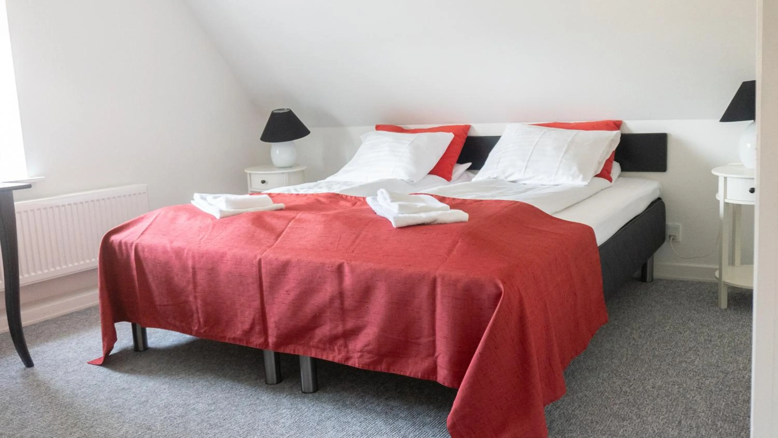 Bedroom, Bed in Hotel Smedegaarden