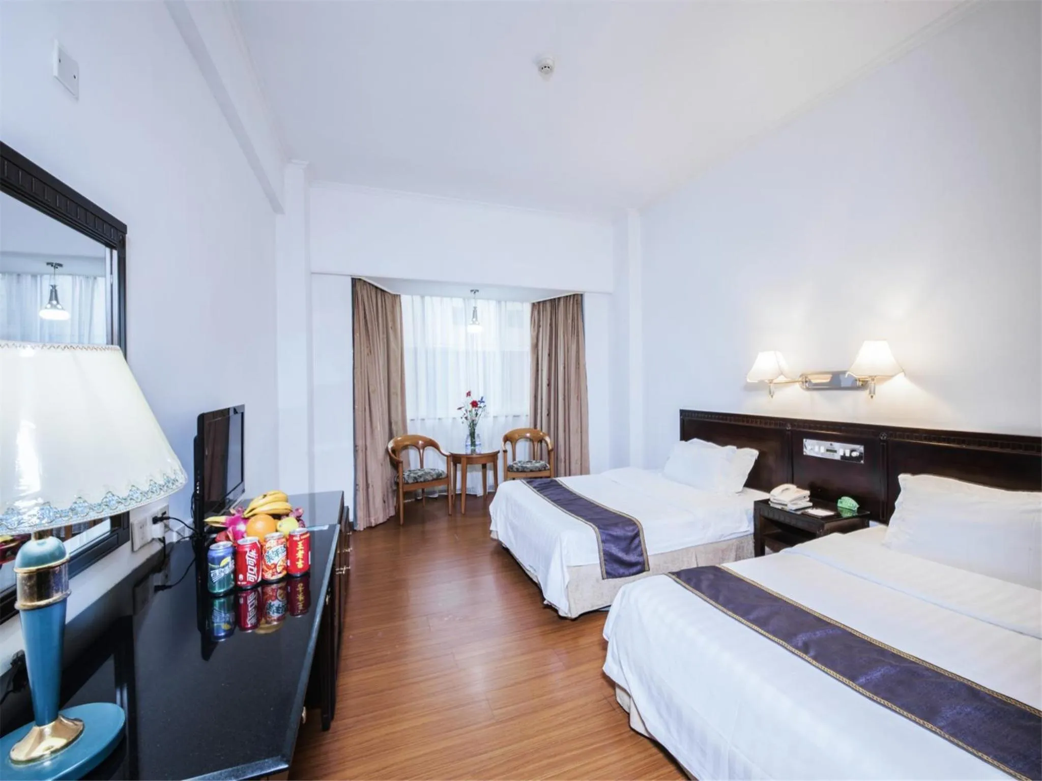 Bedroom in Zhuhai Special Economic Zone Hotel
