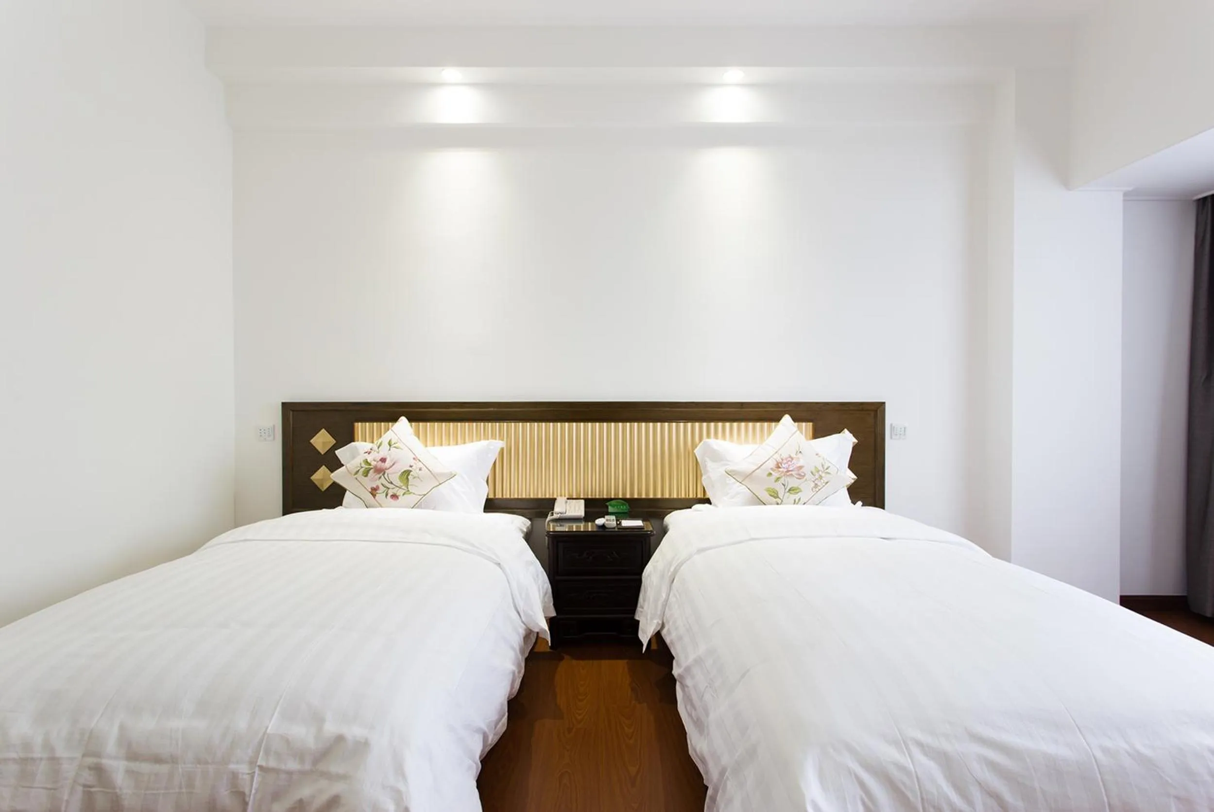 bunk bed in Zhuhai Special Economic Zone Hotel