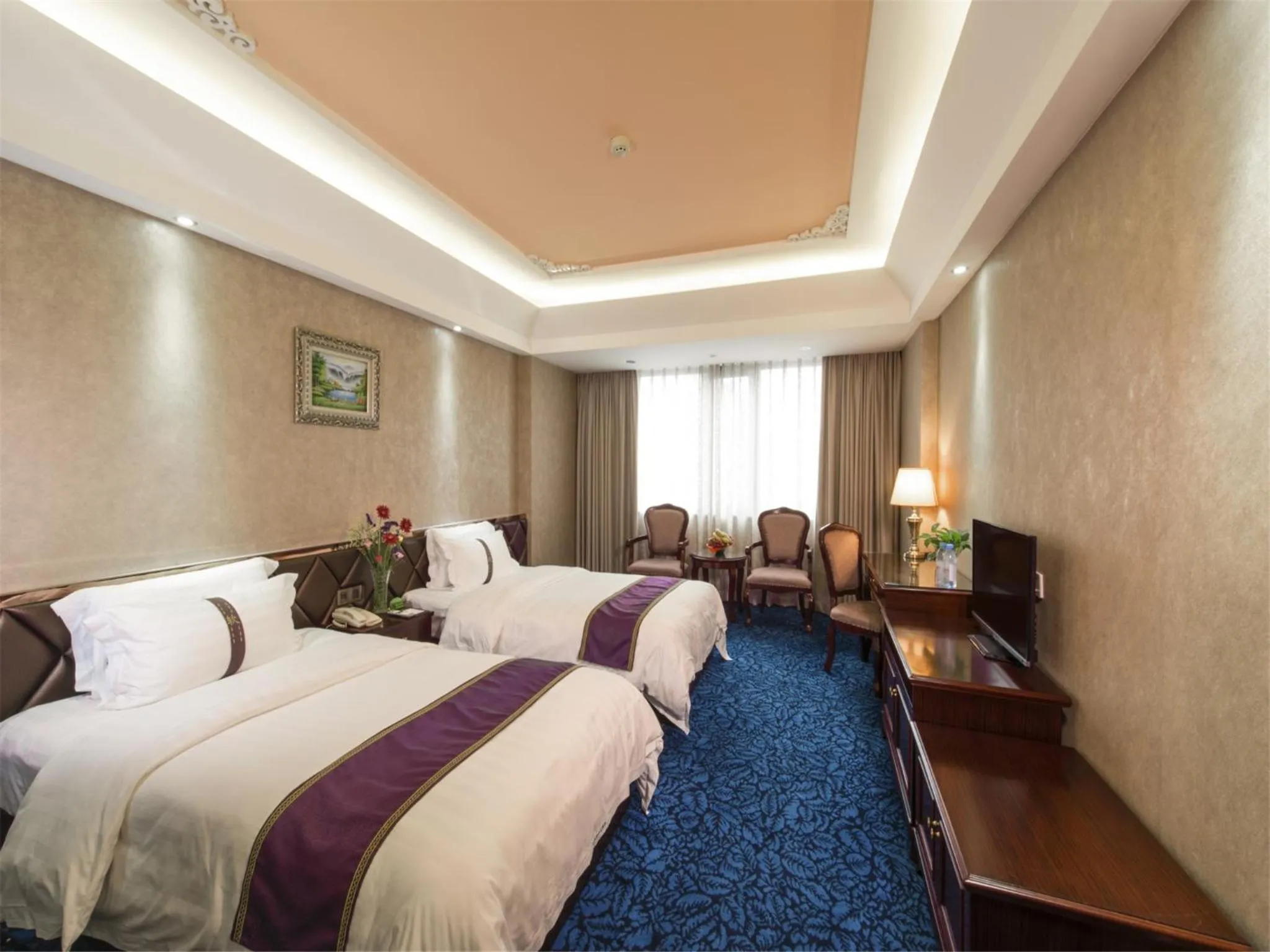 Bedroom in Zhuhai Special Economic Zone Hotel