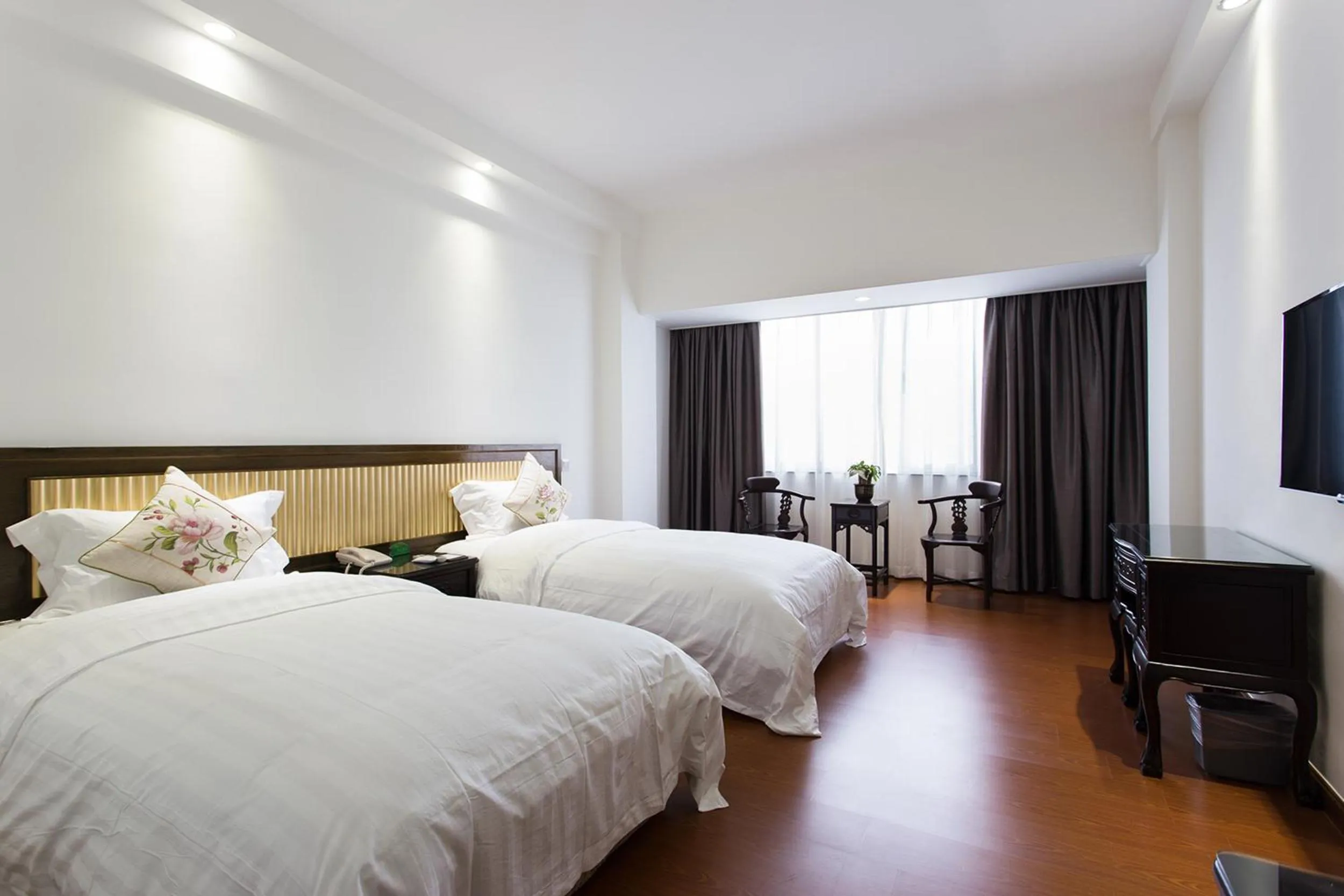 Decorative detail in Zhuhai Special Economic Zone Hotel