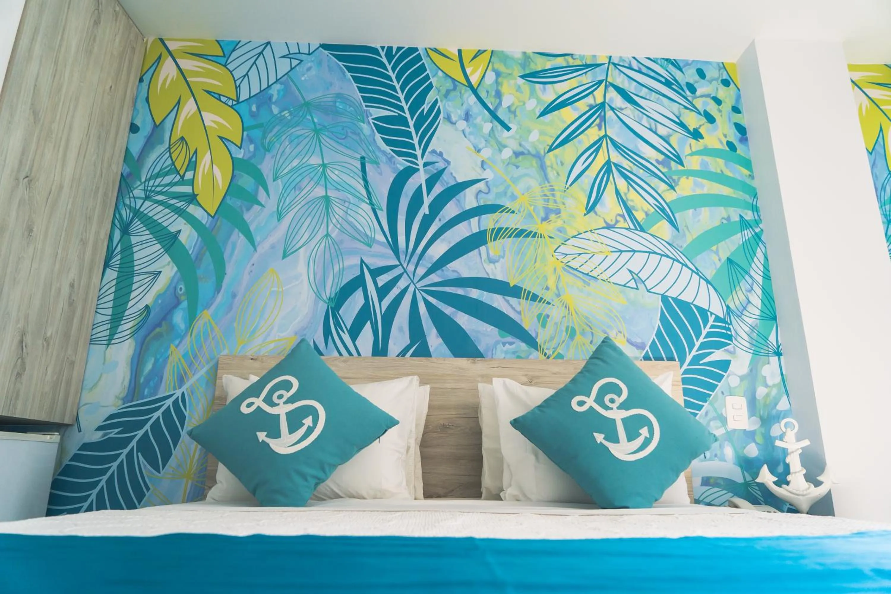 Bedroom, Bed in Sea Colors Hotel
