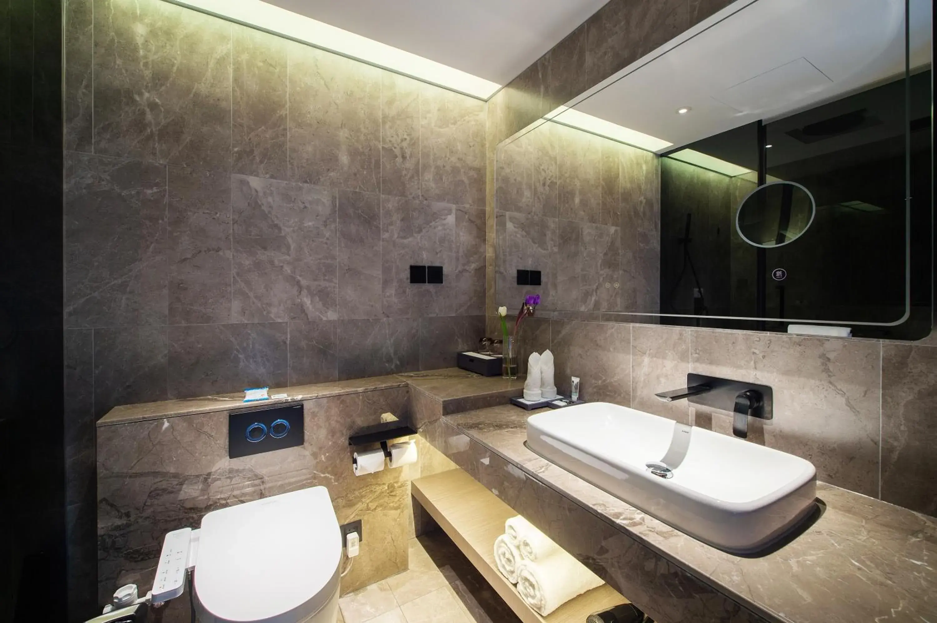 Deluxe King Room in Mercure Harbin Central Street Sophia Church Deluxe King Room in Mercure Harbin Central Street Sophia Church