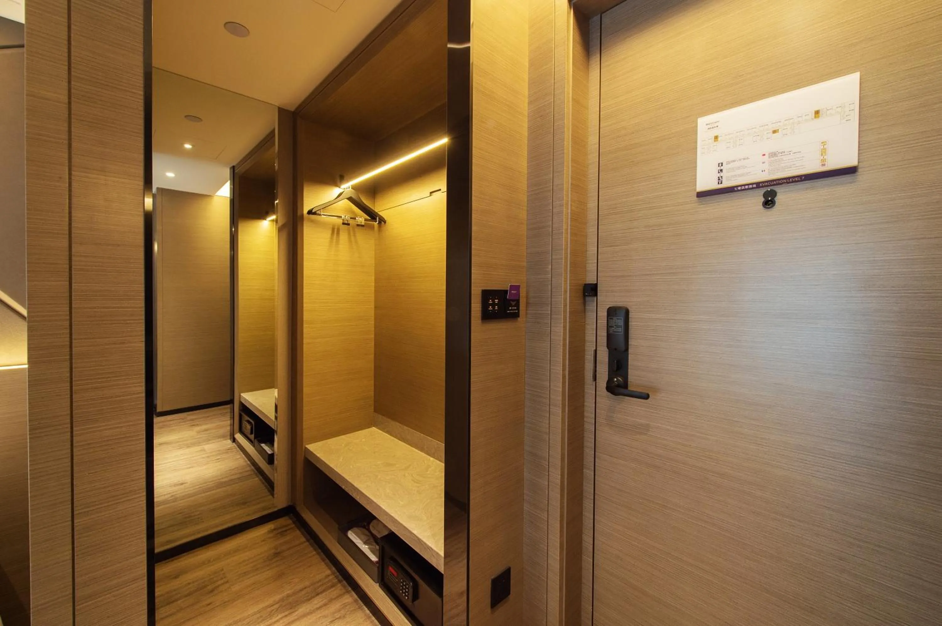 room service, Bed in Mercure Harbin Central Street Sophia Church