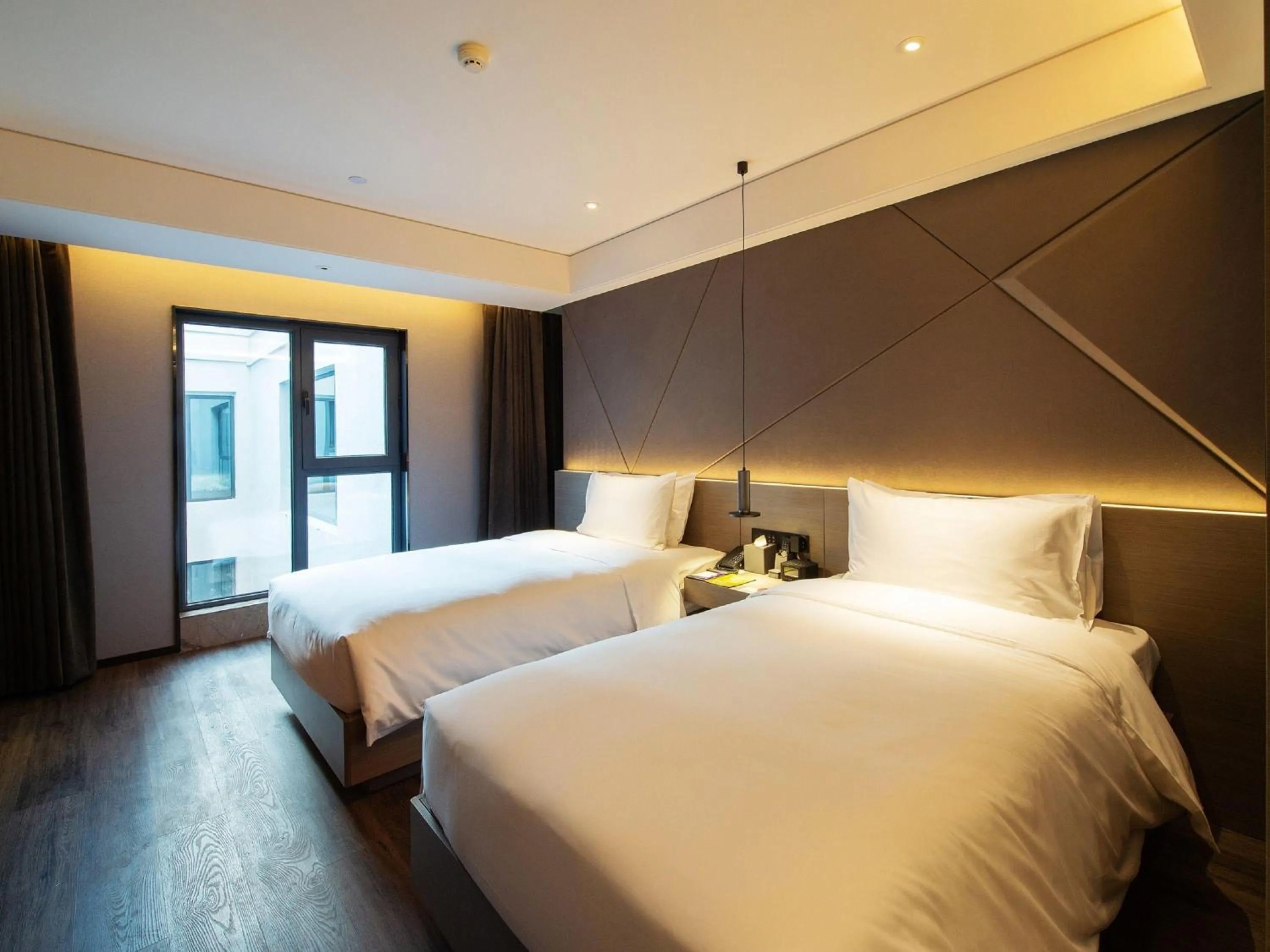 Bedroom, Bed in Mercure Harbin Central Street Sophia Church