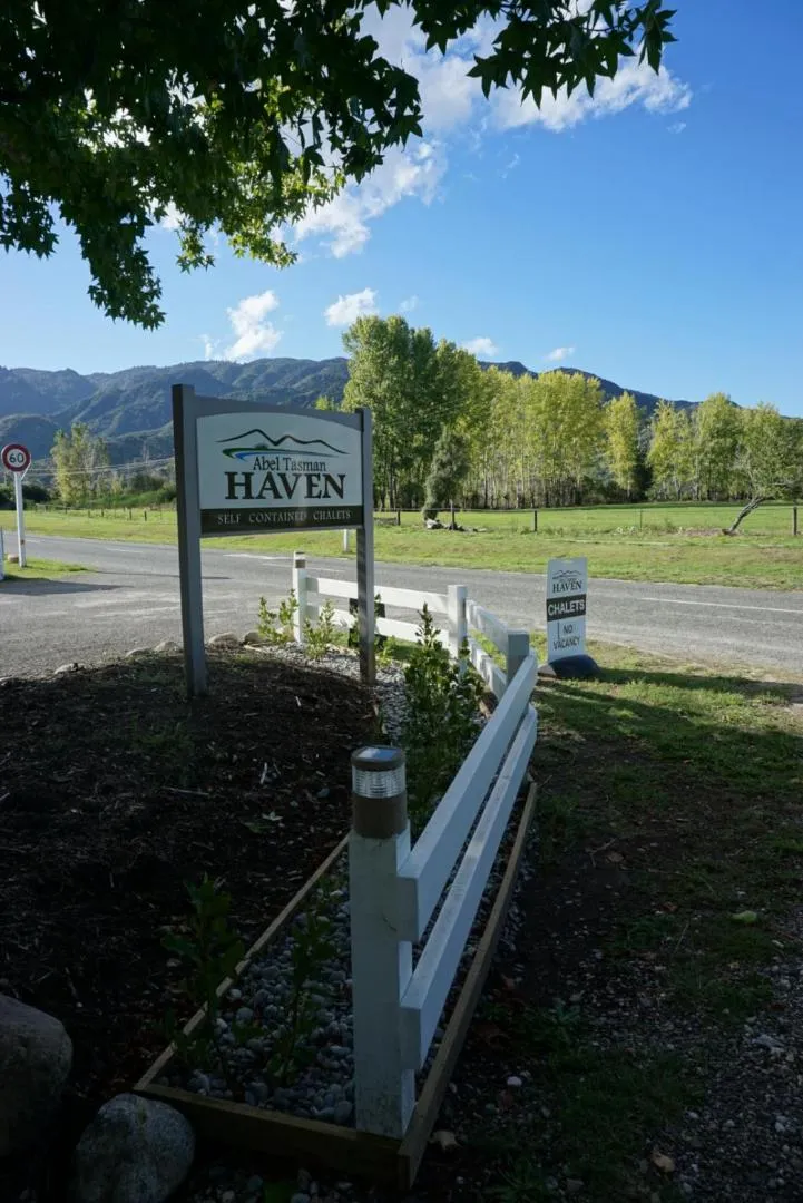 Natural landscape in Abel Tasman Haven