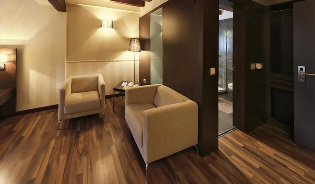 Photo of the whole room in Hotel Rural Plaza Mayor Chinchon