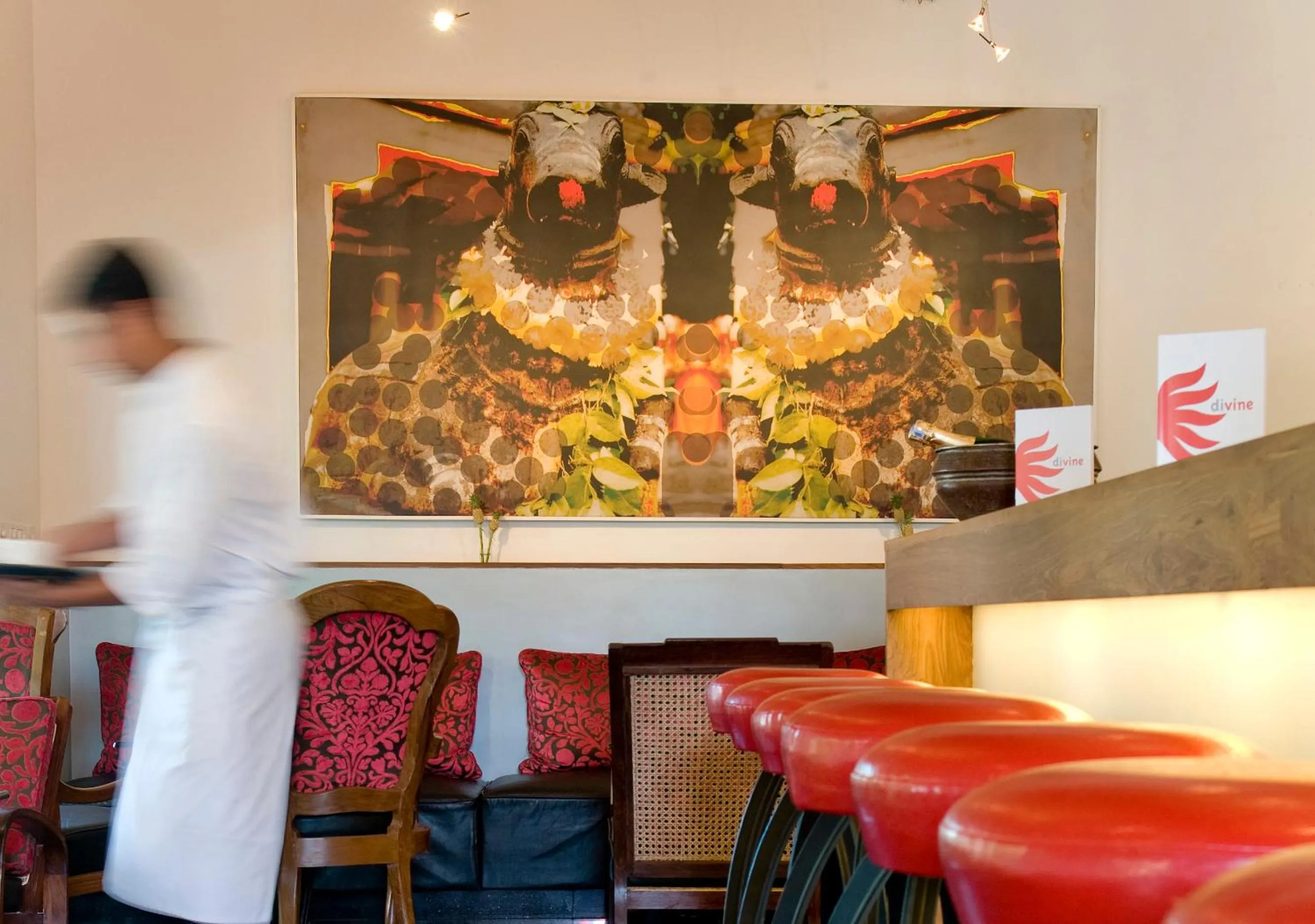 Restaurant/places to eat in Malabar House