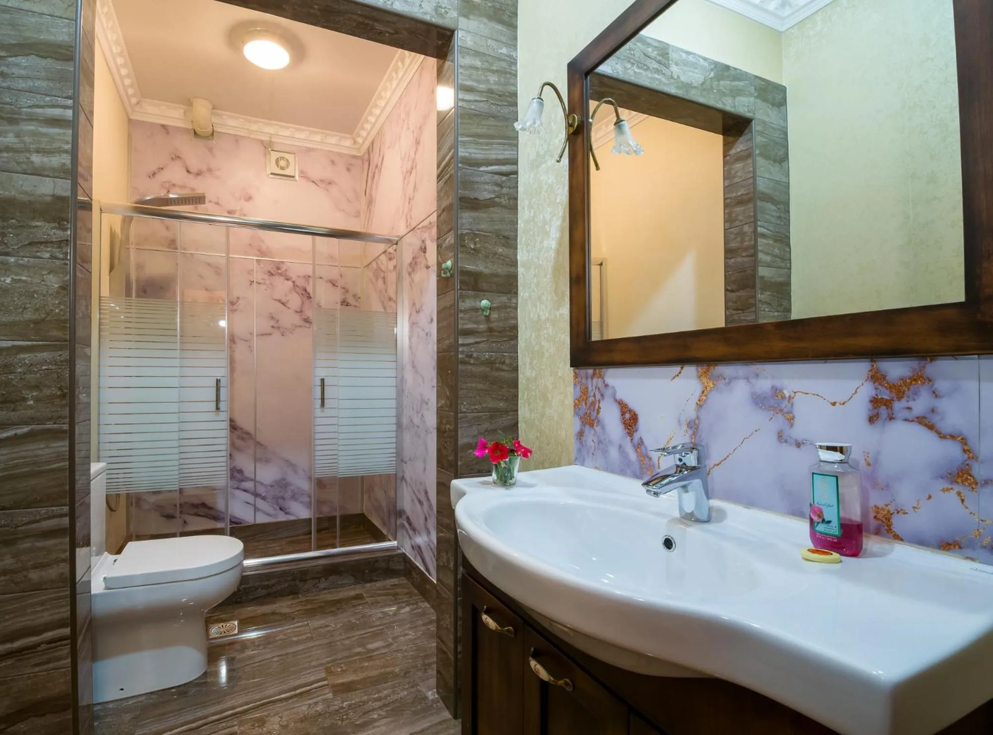 towels in Paradice Hotel Luxury Suites-Near zorbas Beach-FREE Breakfast