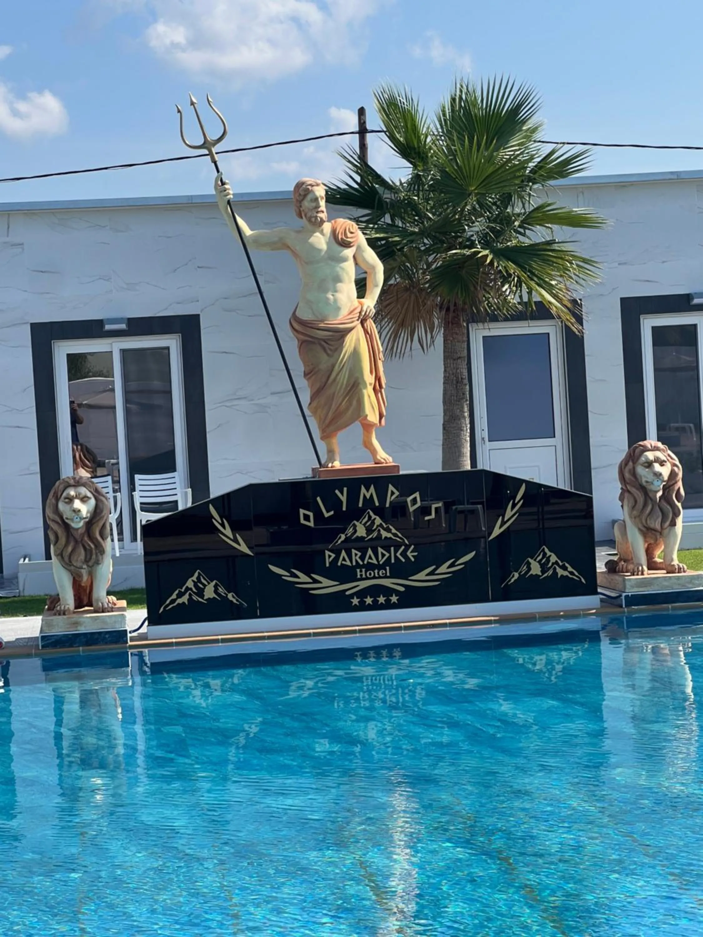 Pool view in Paradice Hotel Luxury Suites-Near zorbas Beach-FREE Breakfast