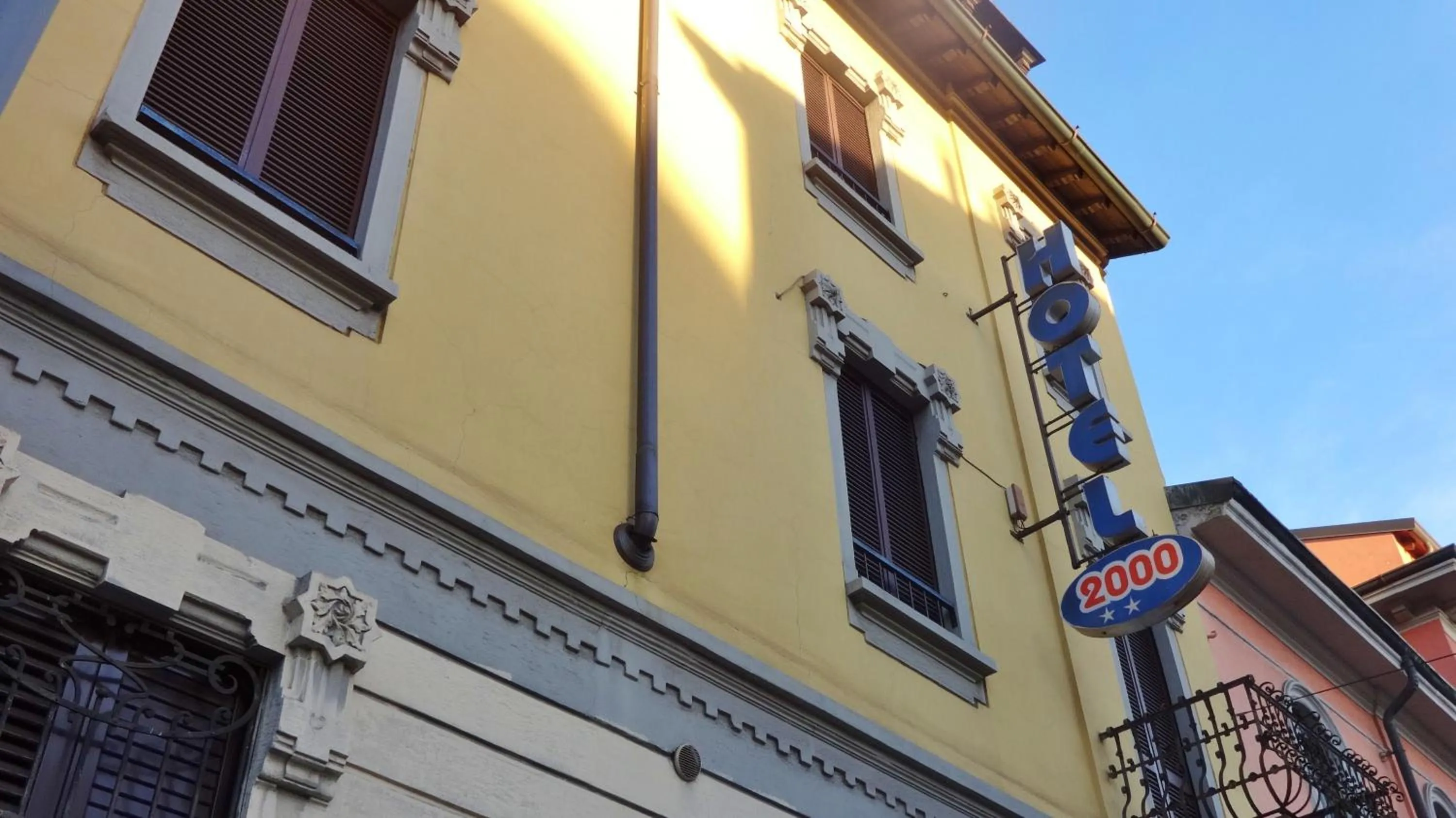 Property building in Hotel2000