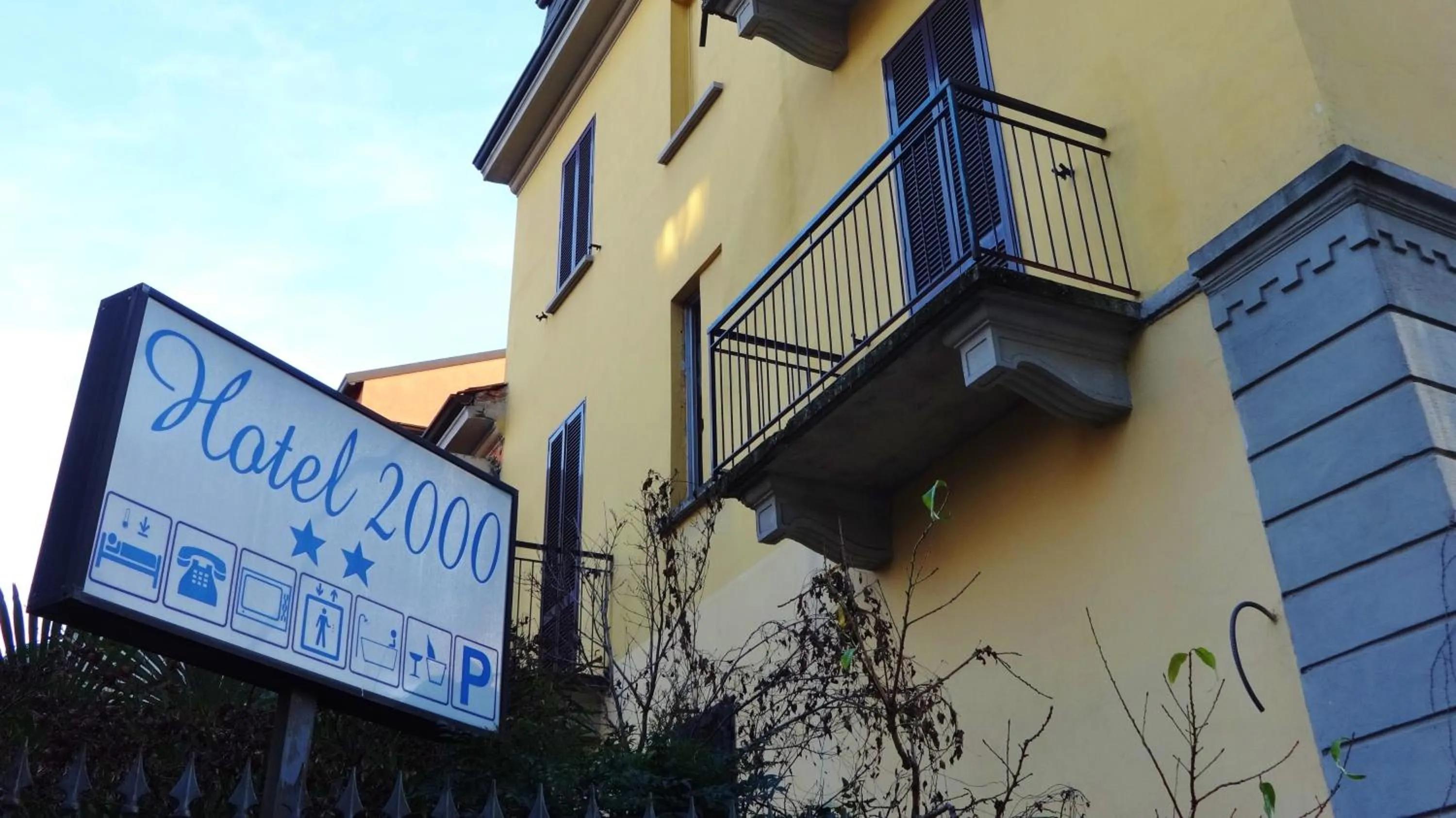 Property building in Hotel2000