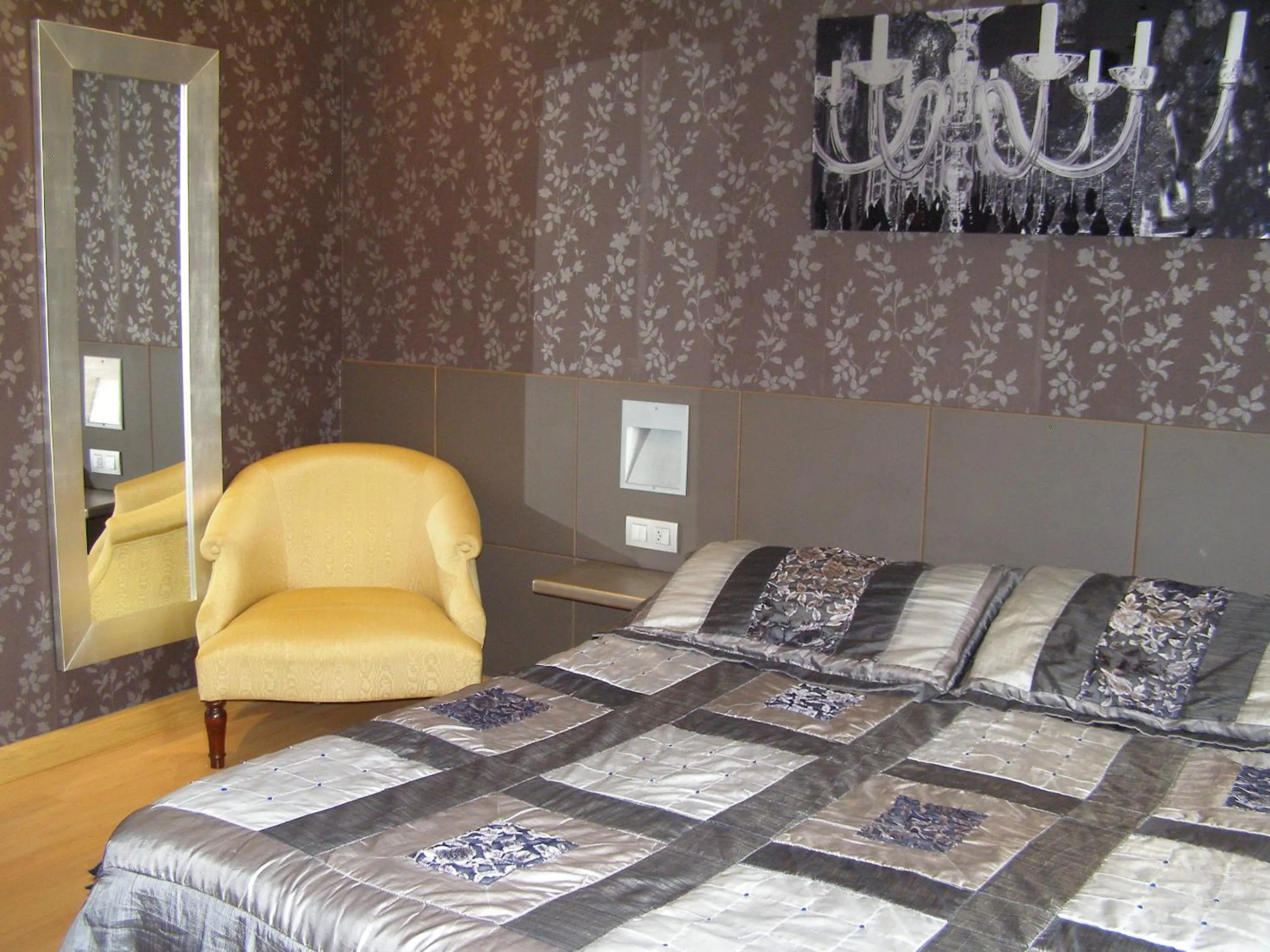 Bedroom, Bed in Hotel Area Serrano