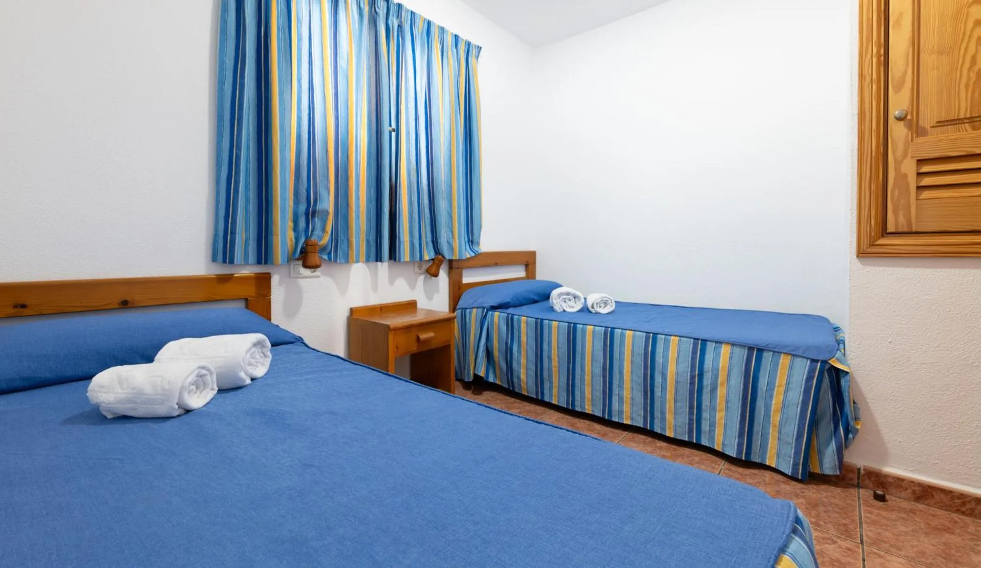 Bed in Ura Hotels Apartamentos Montecarlo