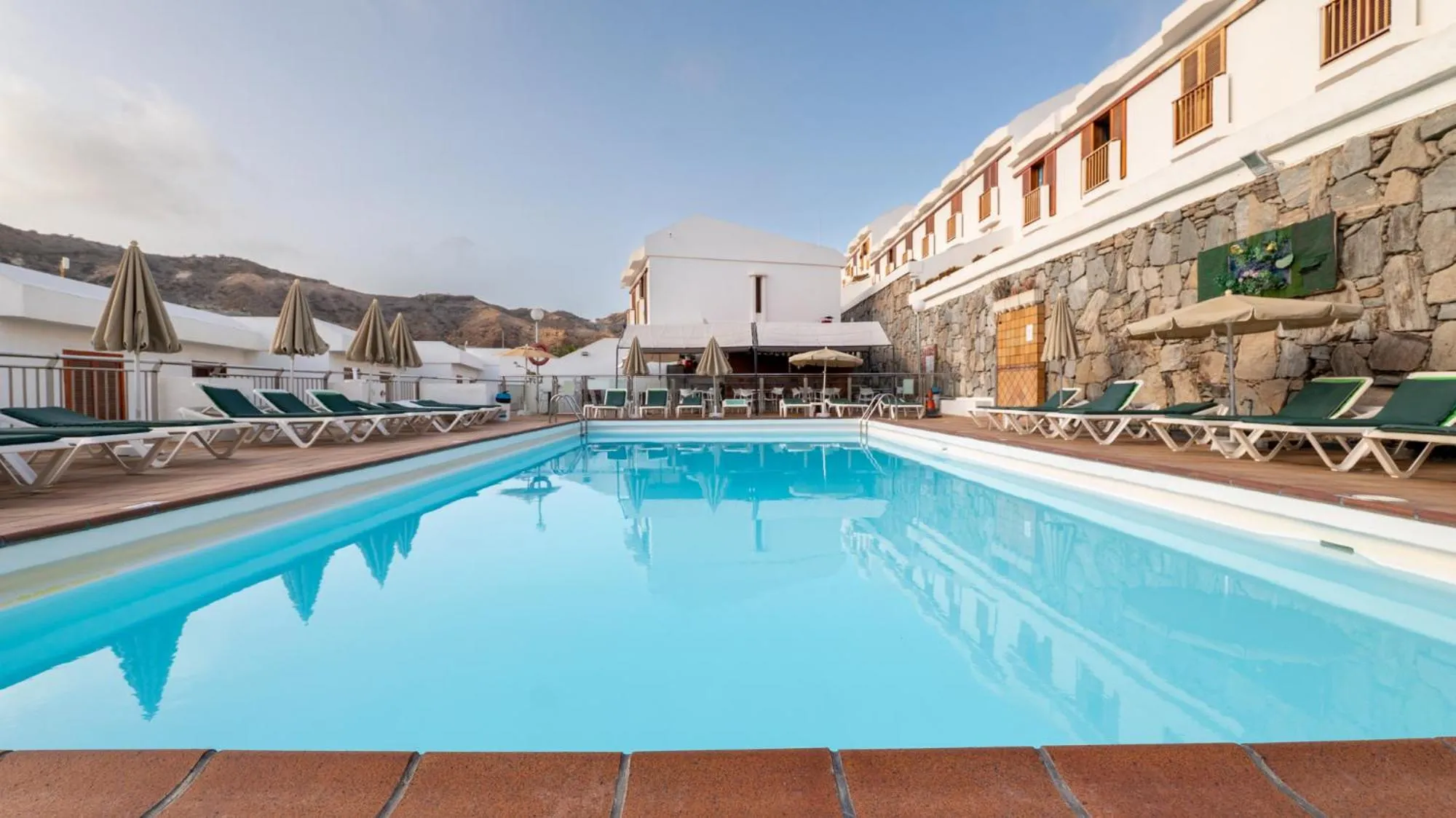 Ura Hotels Apartamentos Montecarlo