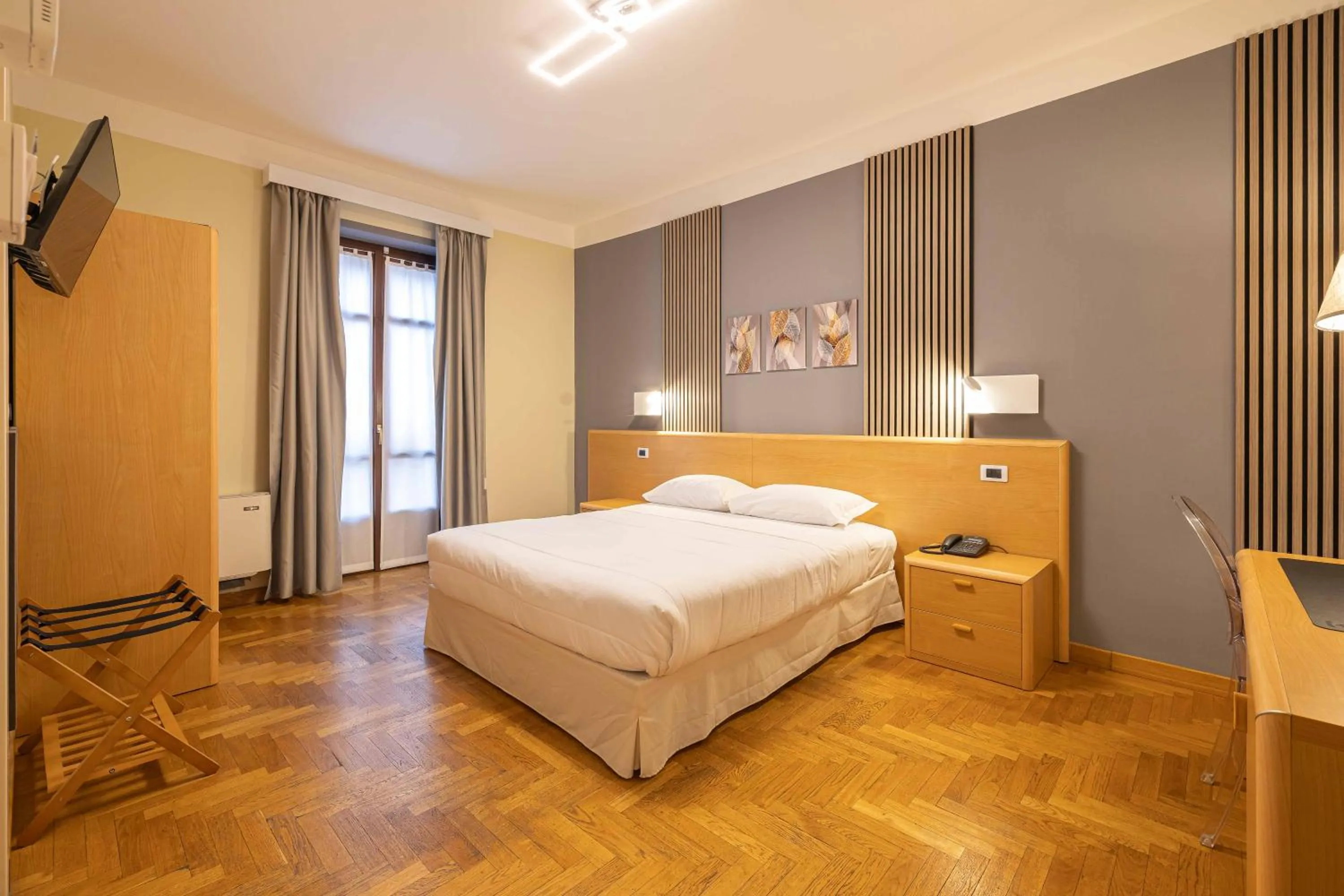 Bed in Hotel La Fertè