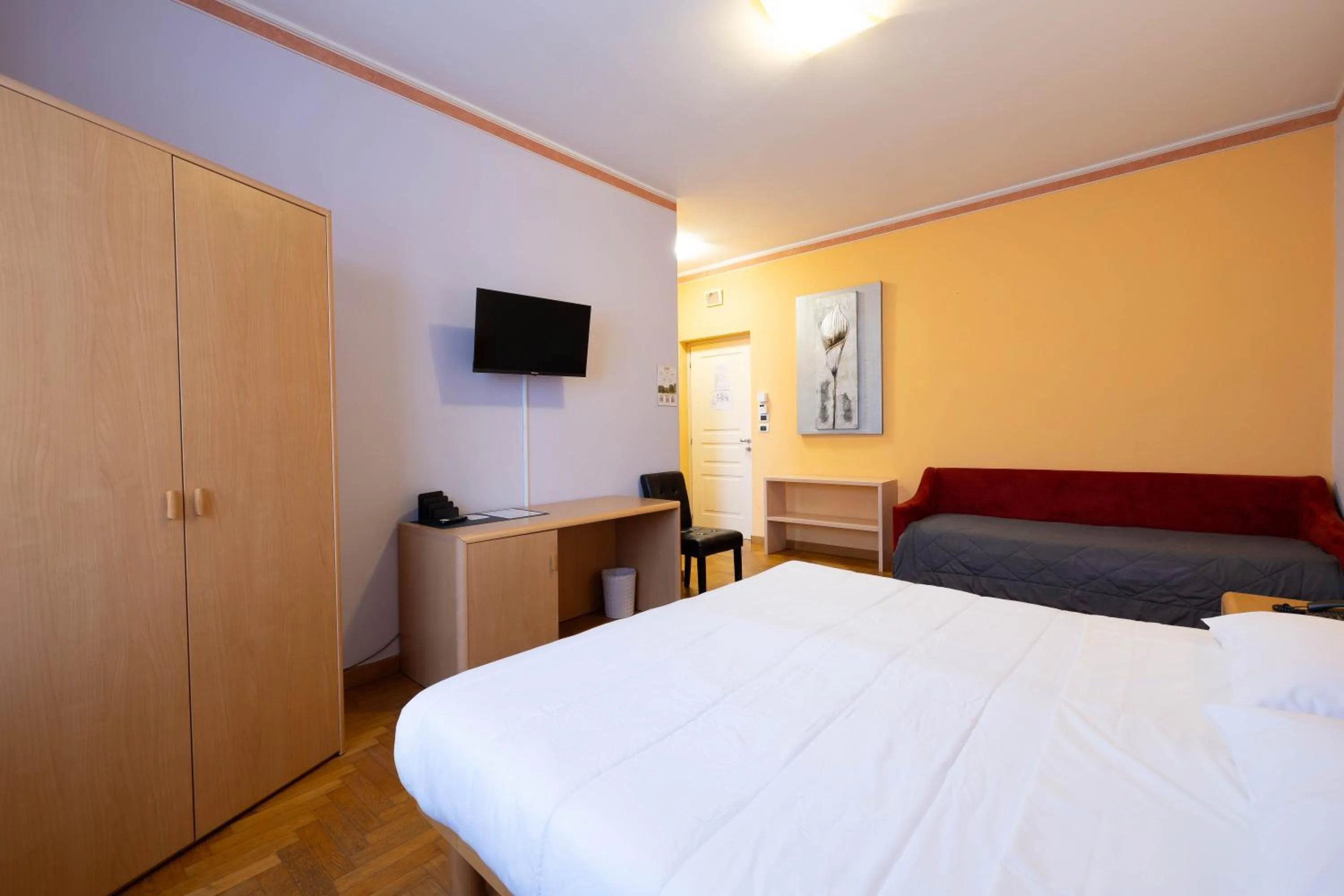 Bed in Hotel La Fertè