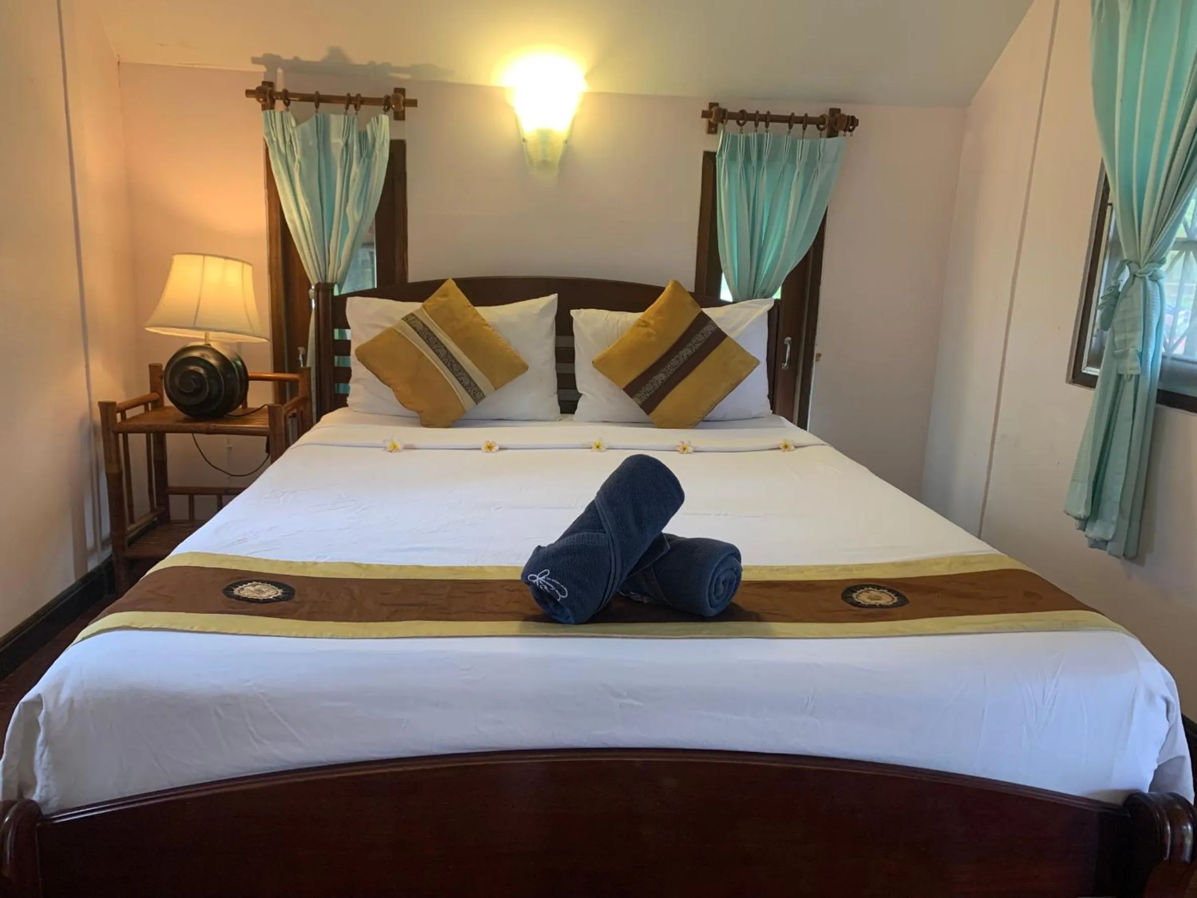 Property building, Bed in Seashell Resort Koh Tao-SHA Plus