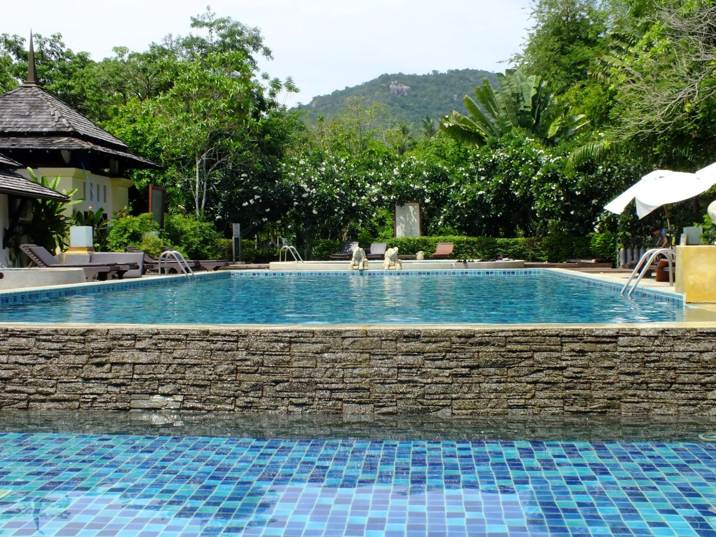 Swimming pool in Seashell Resort Koh Tao-SHA Plus